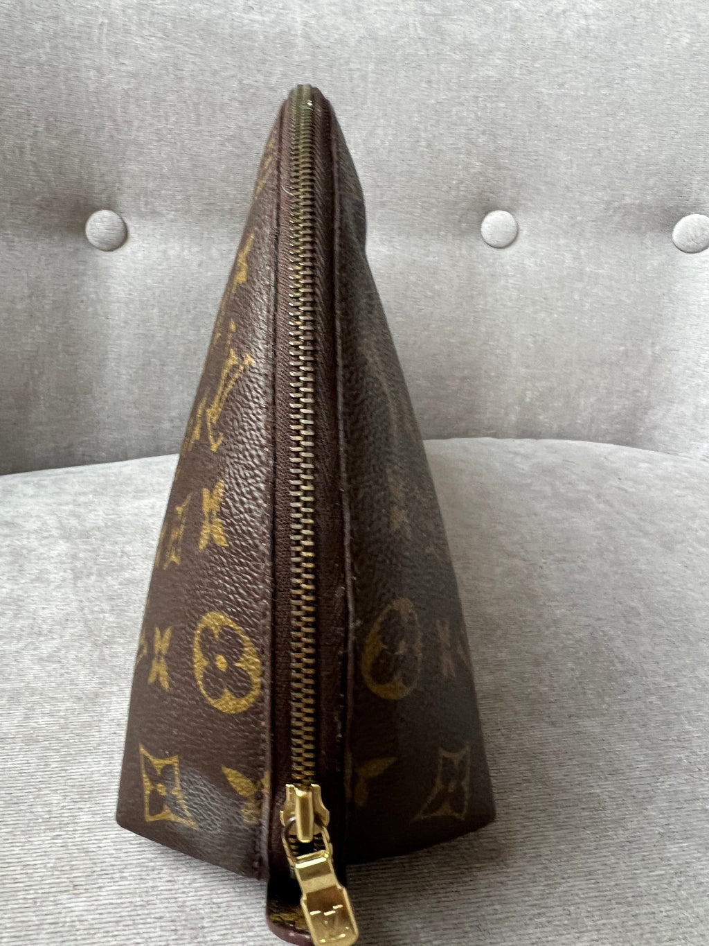 Louis Vuitton Trousse Demi Ronde Monogram
