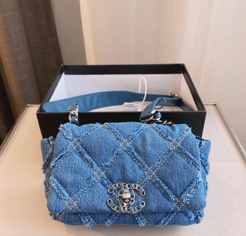 Denim wear Chanel ladies handbag