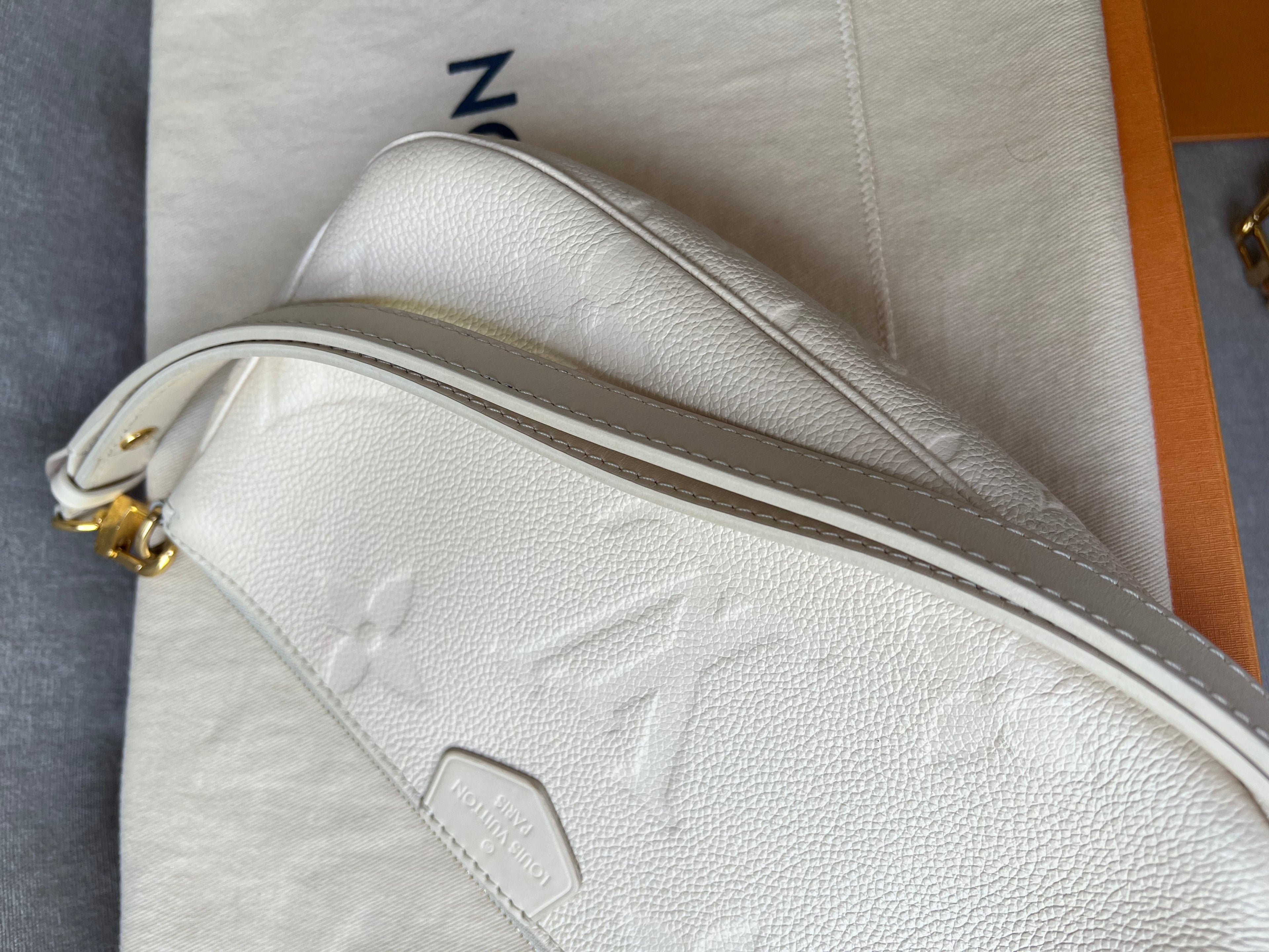 Louis Vuitton Multi Pochette Accessoires Creme Empreinte (RRP £2110)