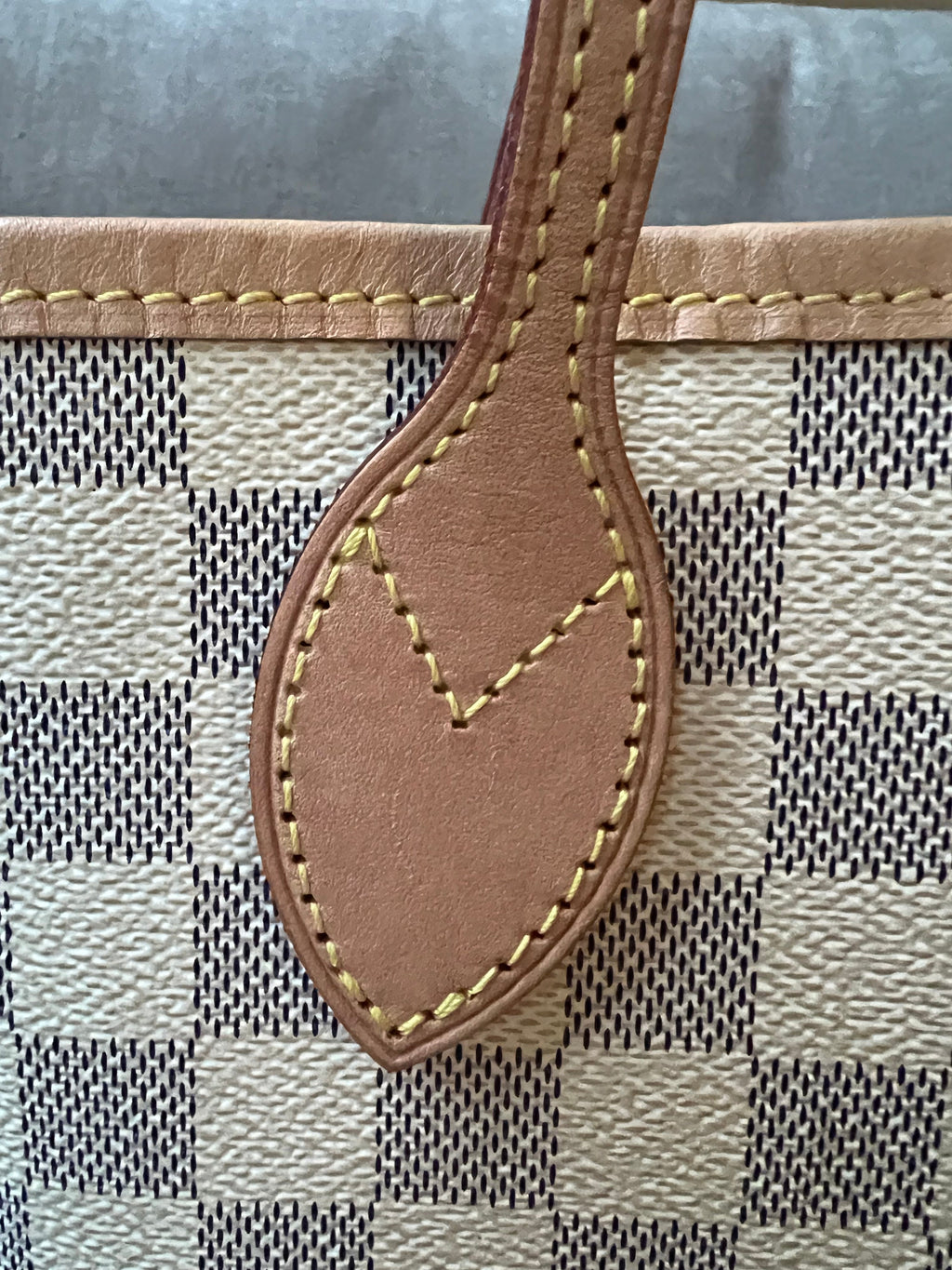 Louis Vuitton Neverfull MM  Damier Azur (RRP £1,410)