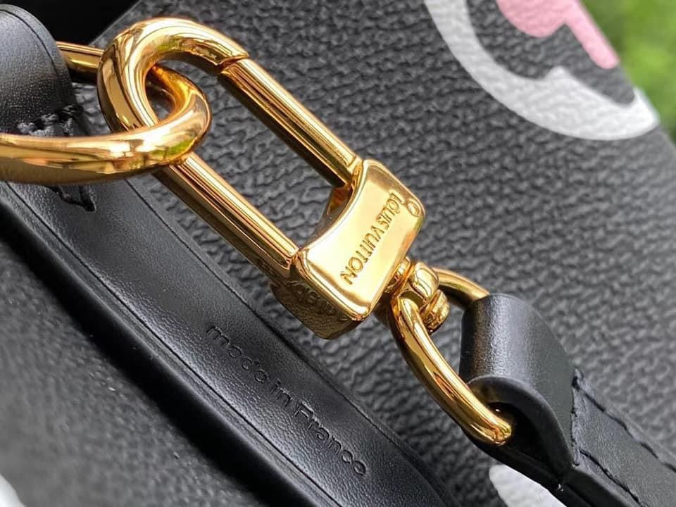 Louis Vuitton NeoNoe MM Bag