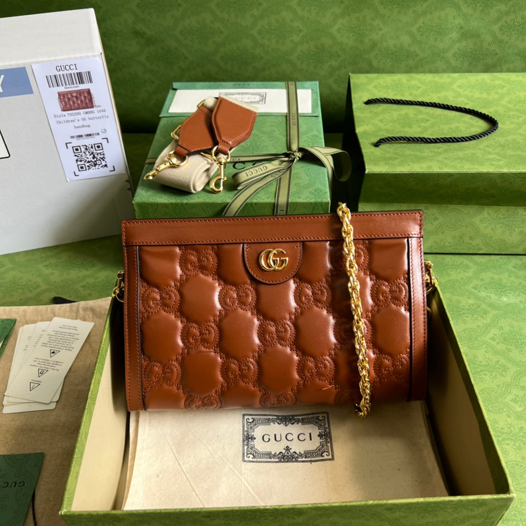 Gucci GG  Matelasse Leather Shoulder Bag
