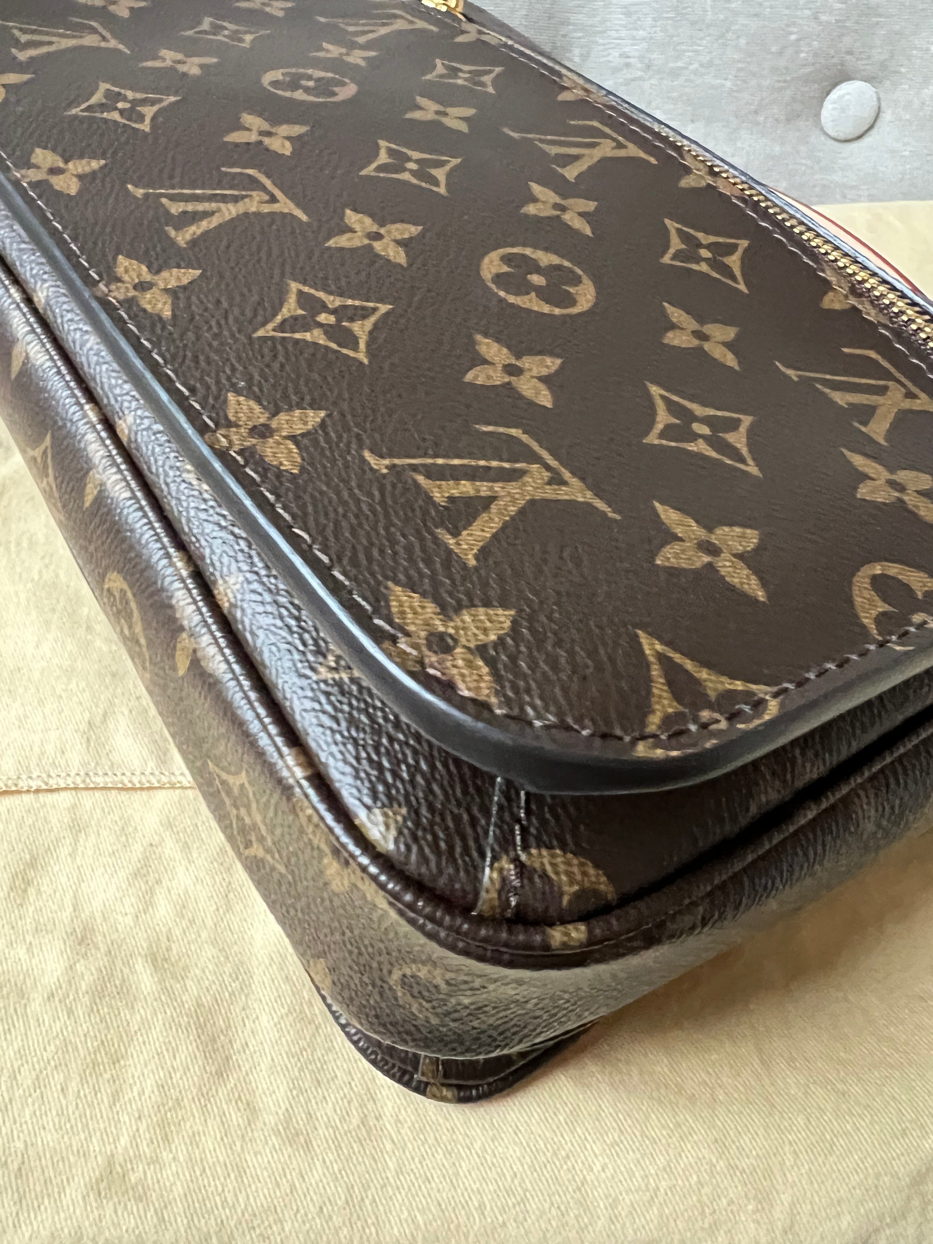 Louis Vuitton Pochette Metis Monogram (RRP £1,830)