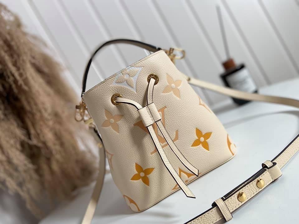 Louis Vuitton NeoNoe BB Bag