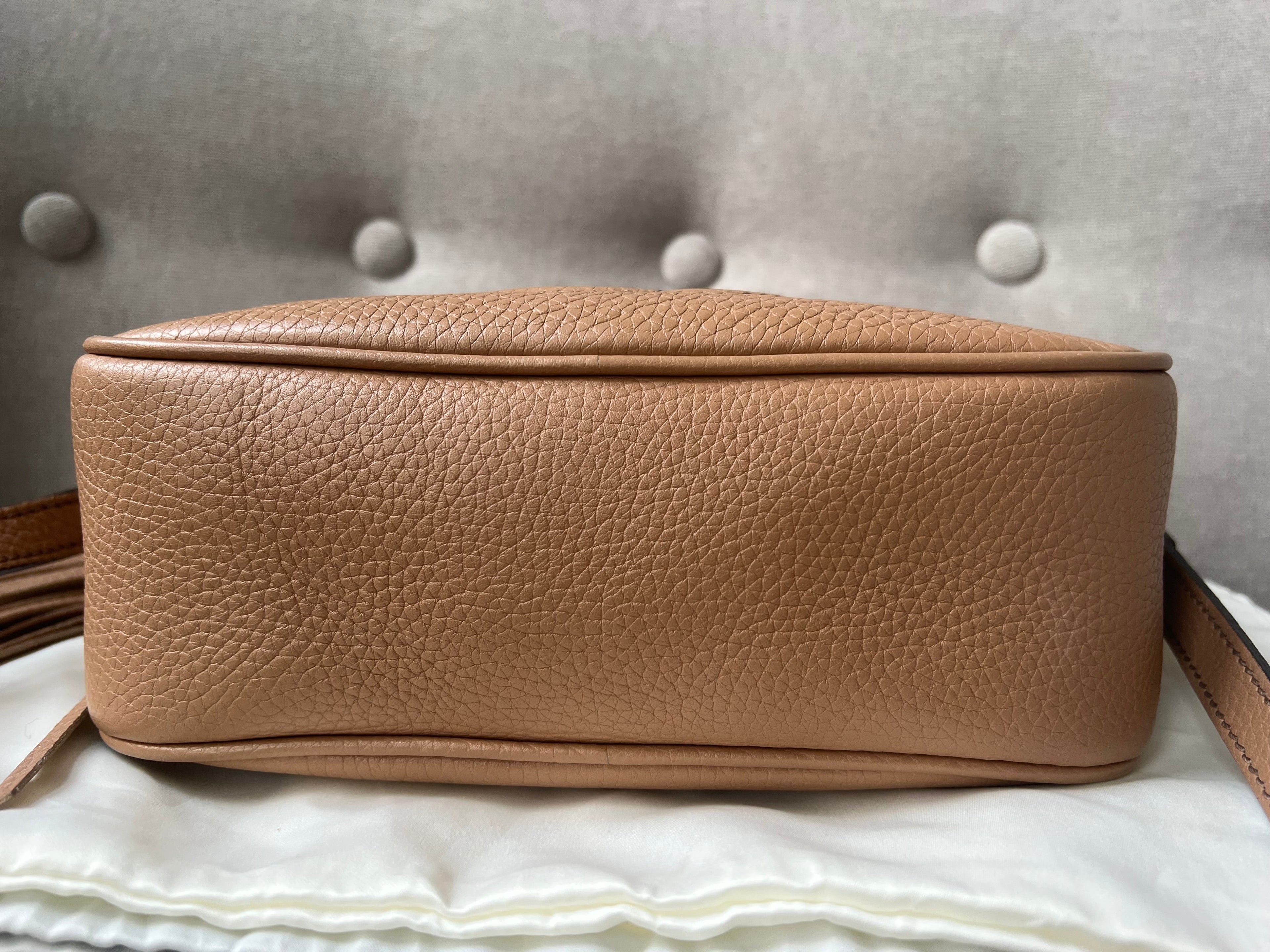 Gucci Rose Beige Soho Disco