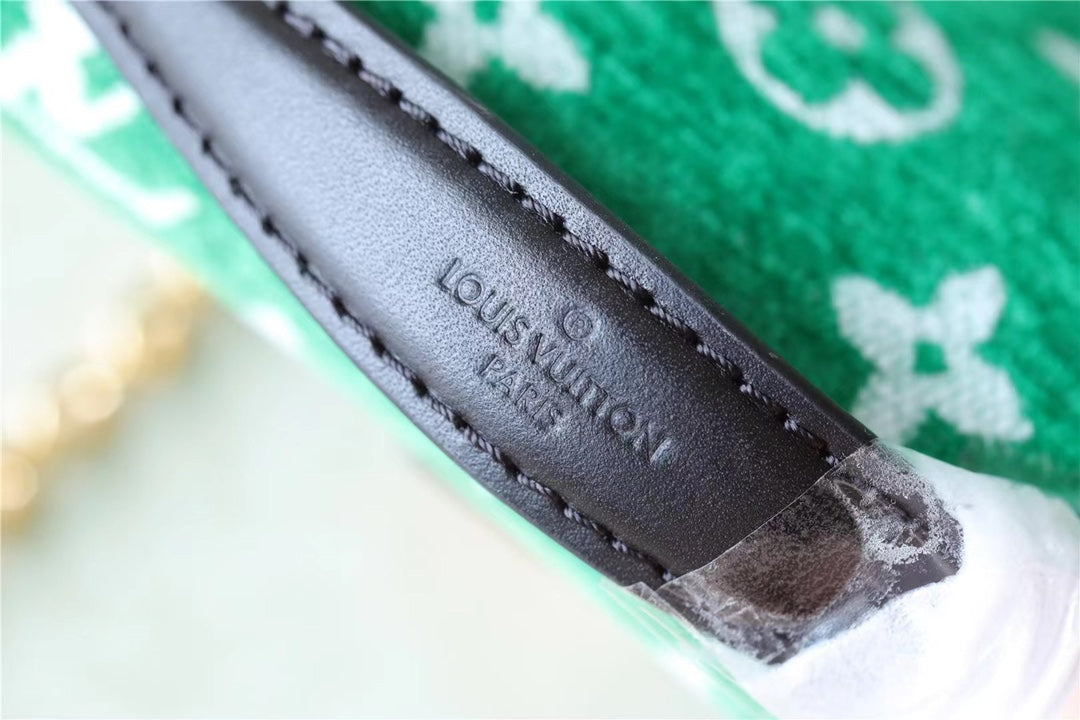 Louis Vuitton Micro Metis Bag