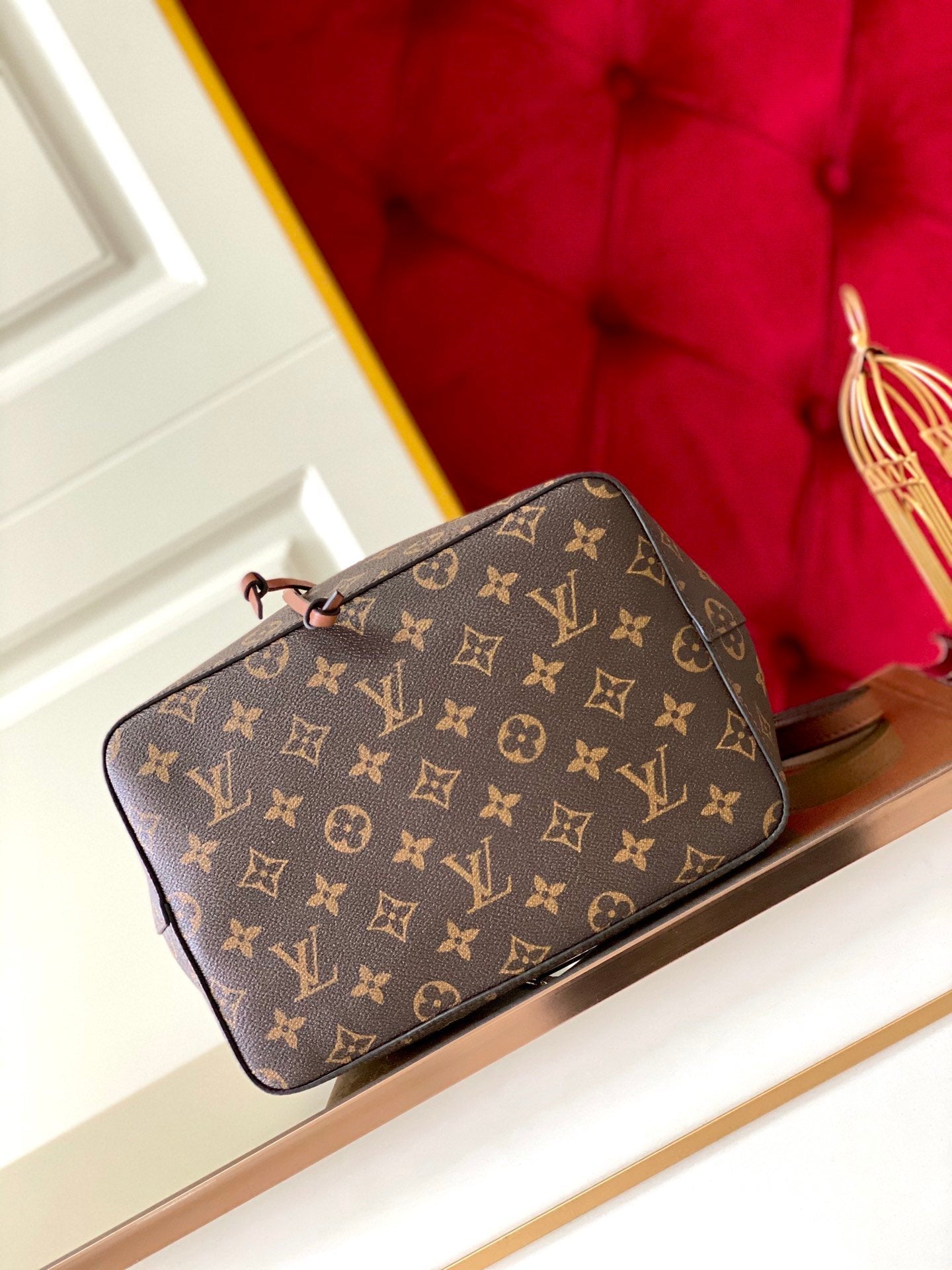 Louis Vuitton NeoNoe MM Bag