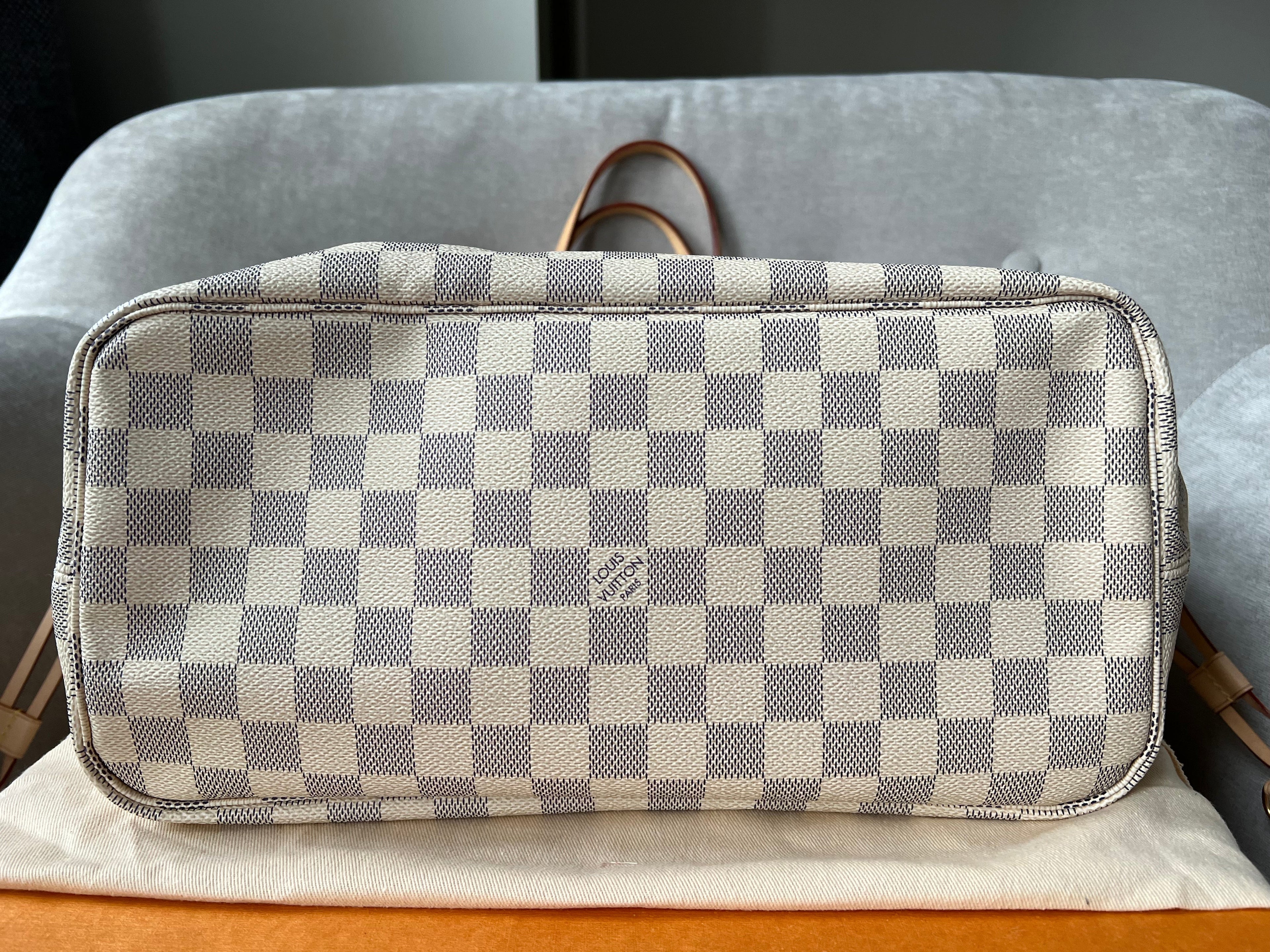 Louis Vuitton Neverfull MM  Damier Azur (RRP £1,410)