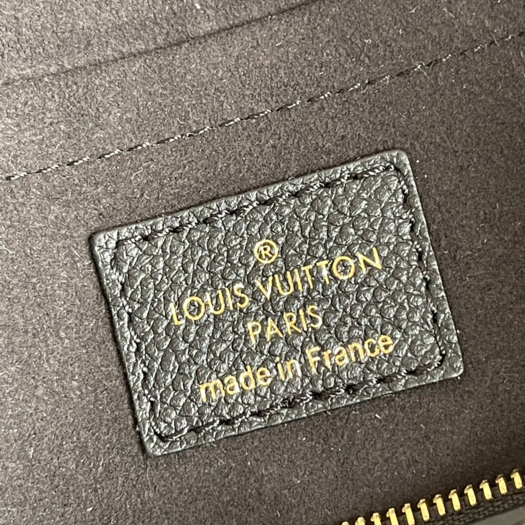 Louis Vuitton Multi Pochette Accessories Bag