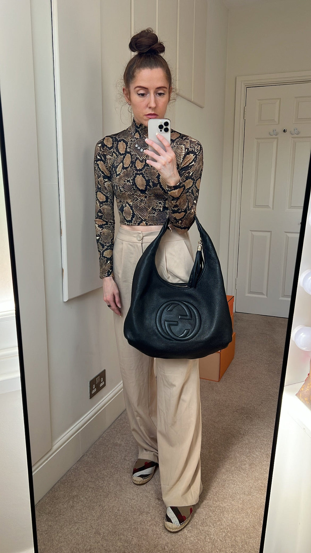 Gucci Soho Large Hobo in Black Pebbled Calfskin