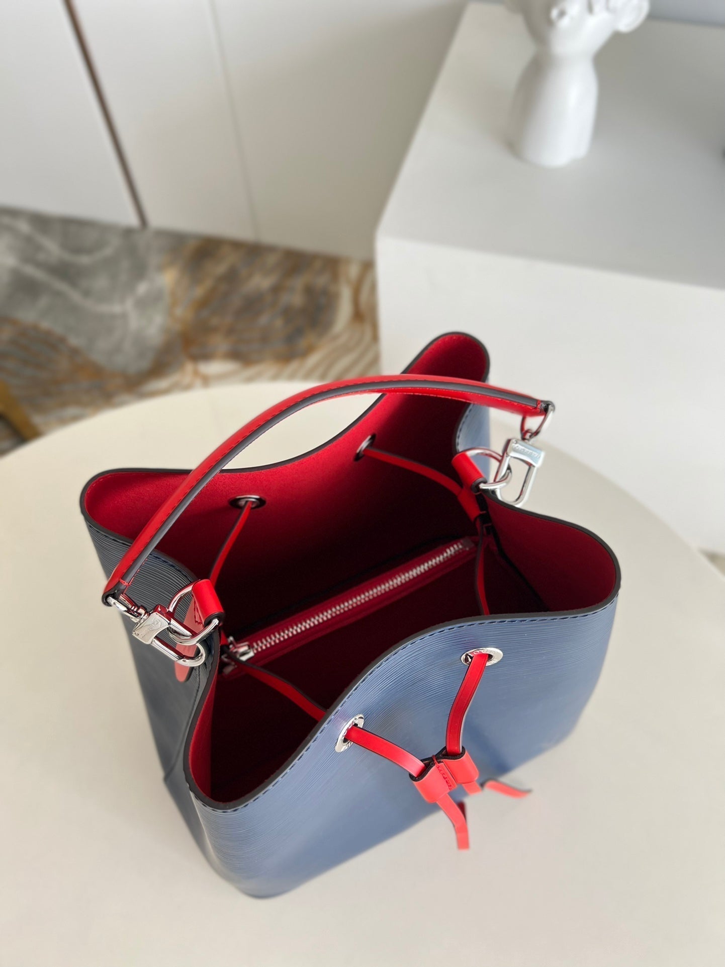 Louis Vuitton NeoNoe MM Bag