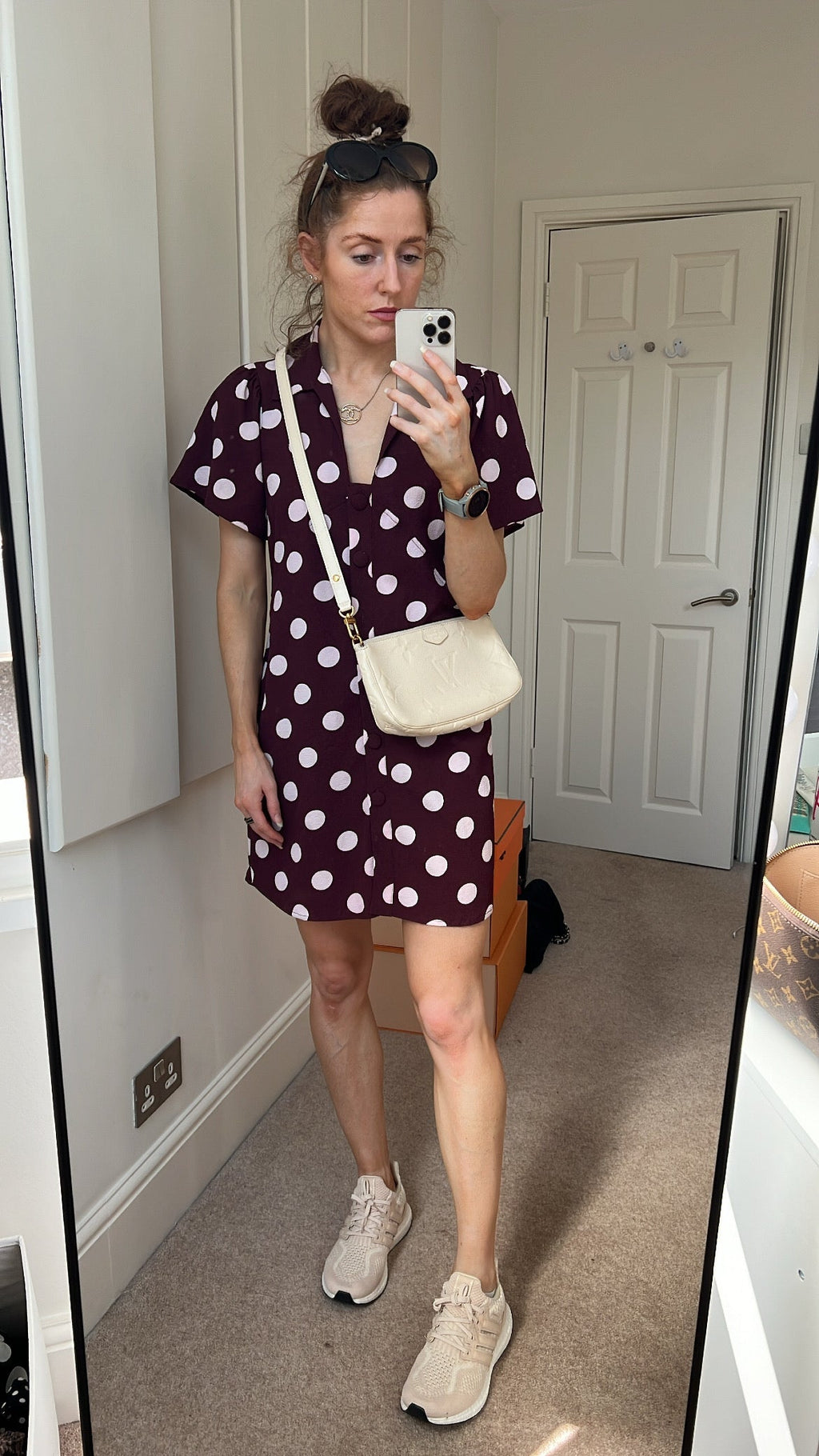 Louis Vuitton Multi Pochette Accessoires Creme Empreinte (RRP £2110)