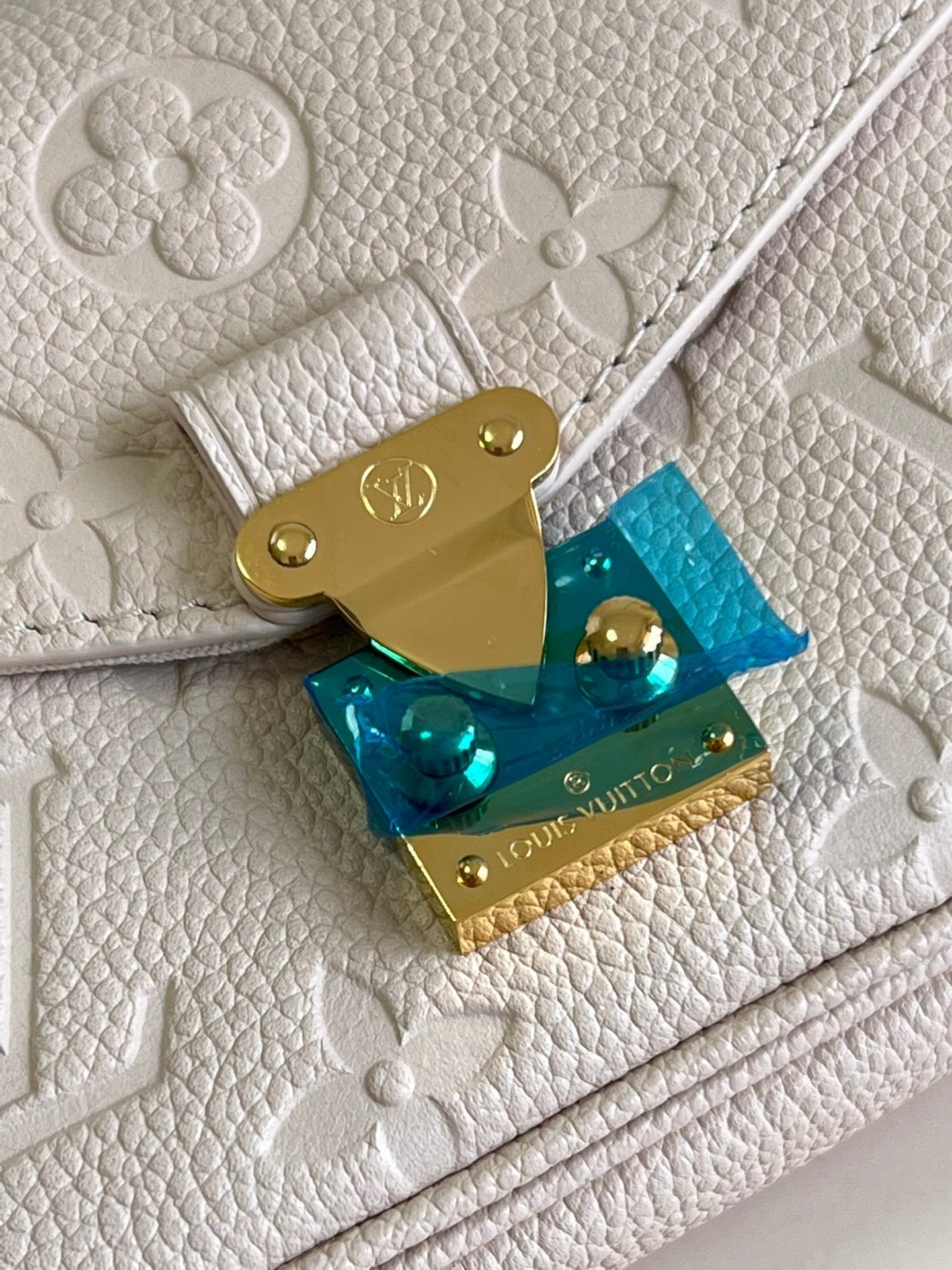 Louis Vuitton Micro Metis Bag