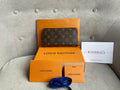 Louis Vuitton Zippy Wallet in Monogram (RRP £565)