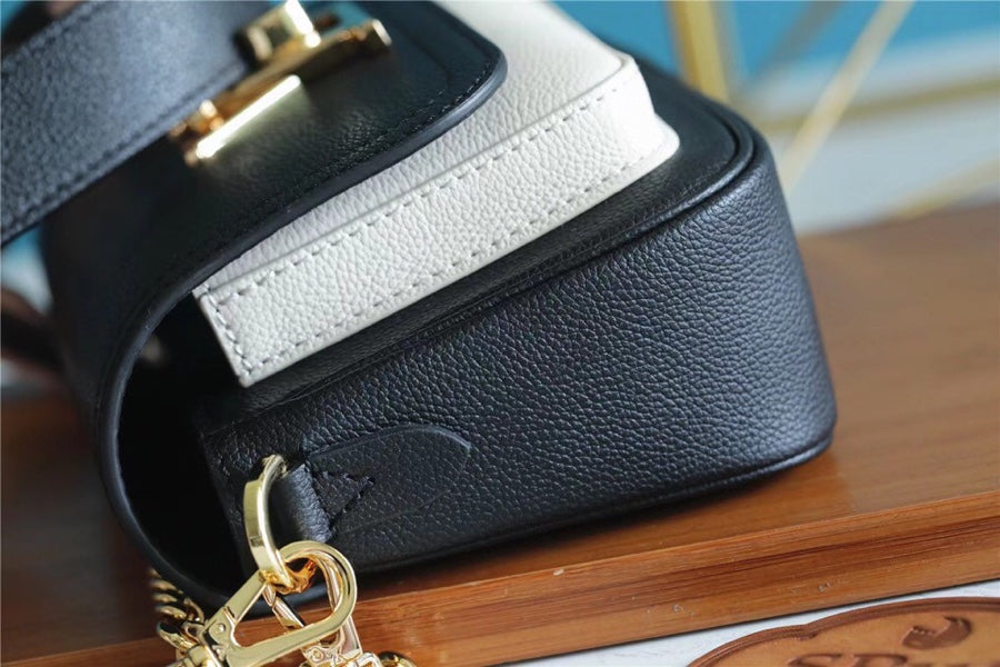 Louis Vuitton Lockme Tender Bag