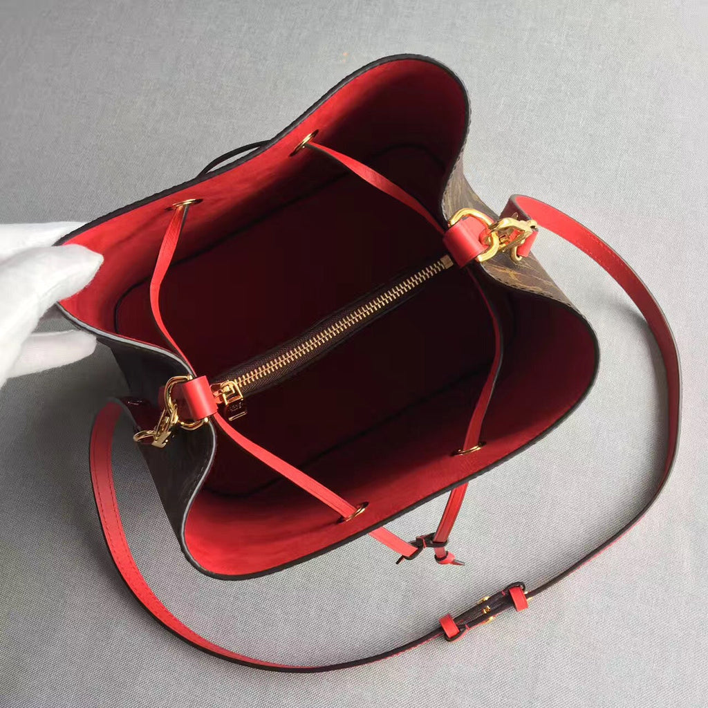 Louis Vuitton NeoNoe MM Bag