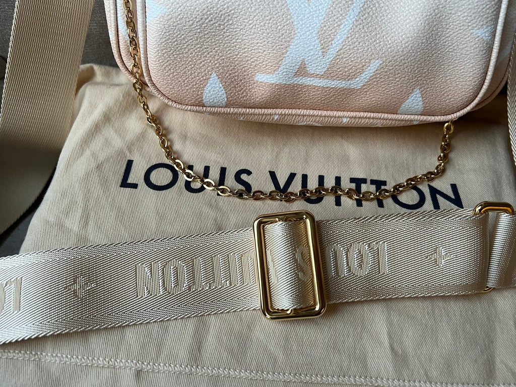 Louis Vuitton Multi Pochette Accessoires Summer By the Pool Limited Edition