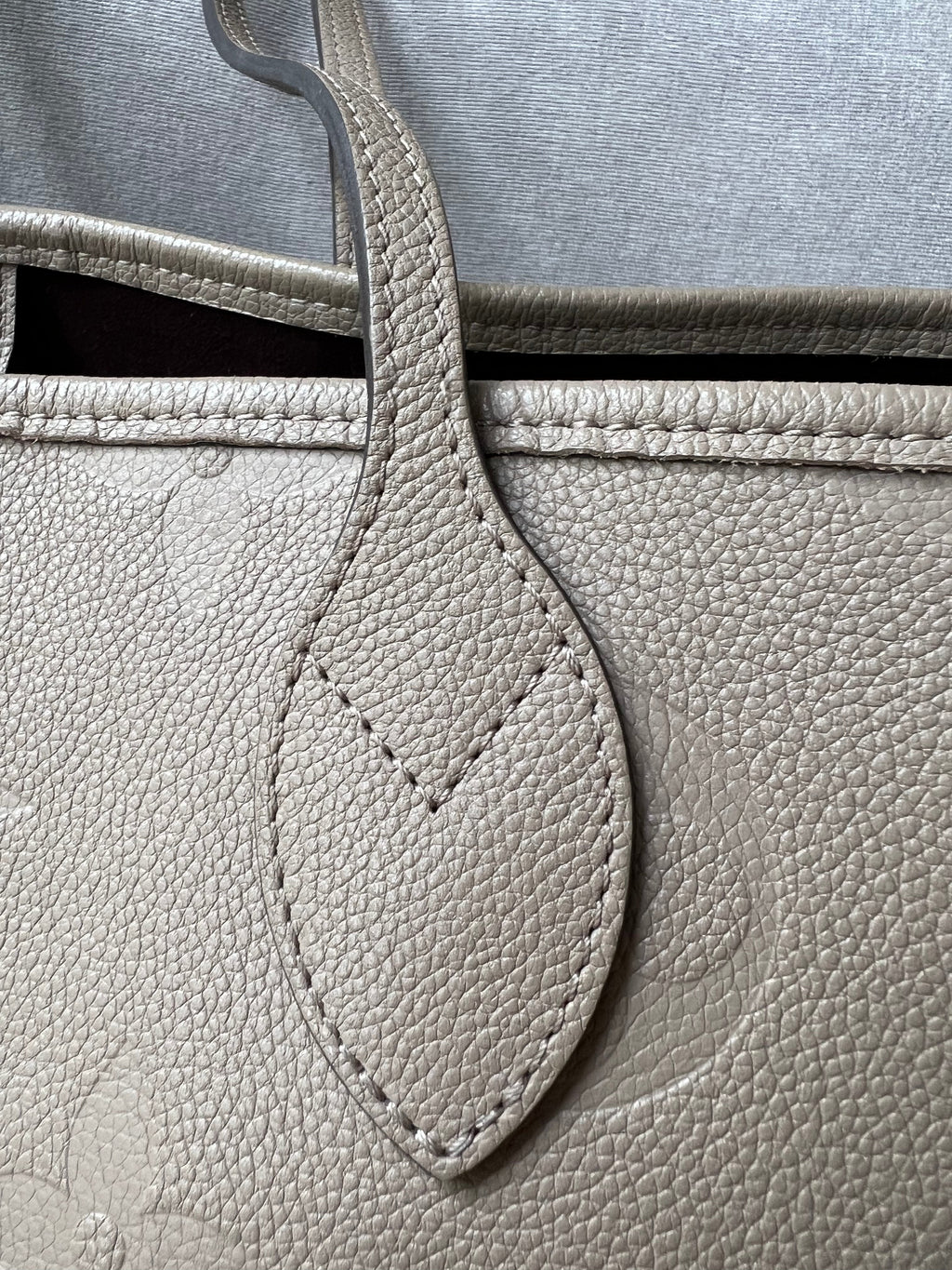 Louis Vuitton Neverfull MM Dune Empreinte (RRP £1,940)
