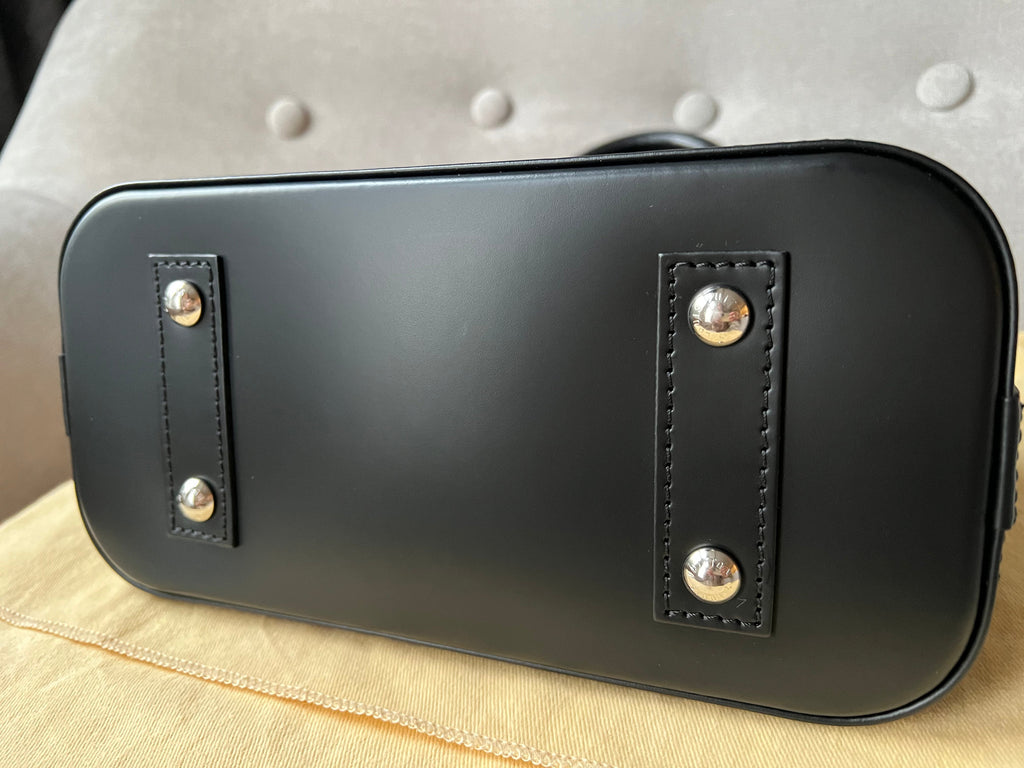Louis Vuitton Alma BB Black Epi (RRP £1400)