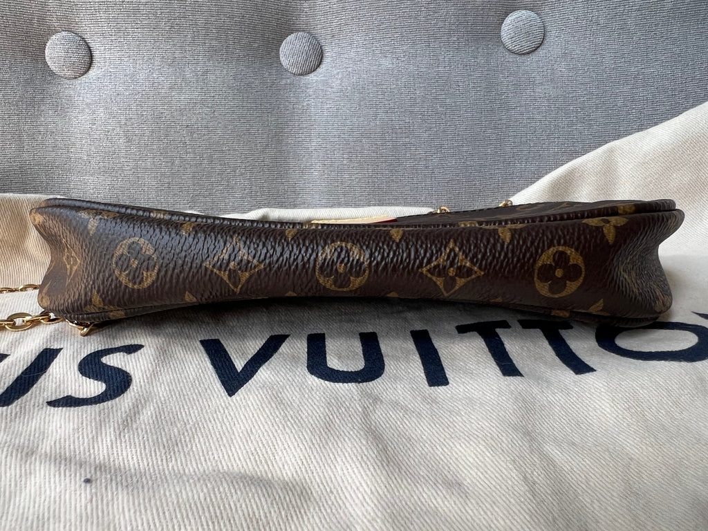 Louis Vuitton Multi Pochette Accessoires Rose Chiaro (RRP £1830)
