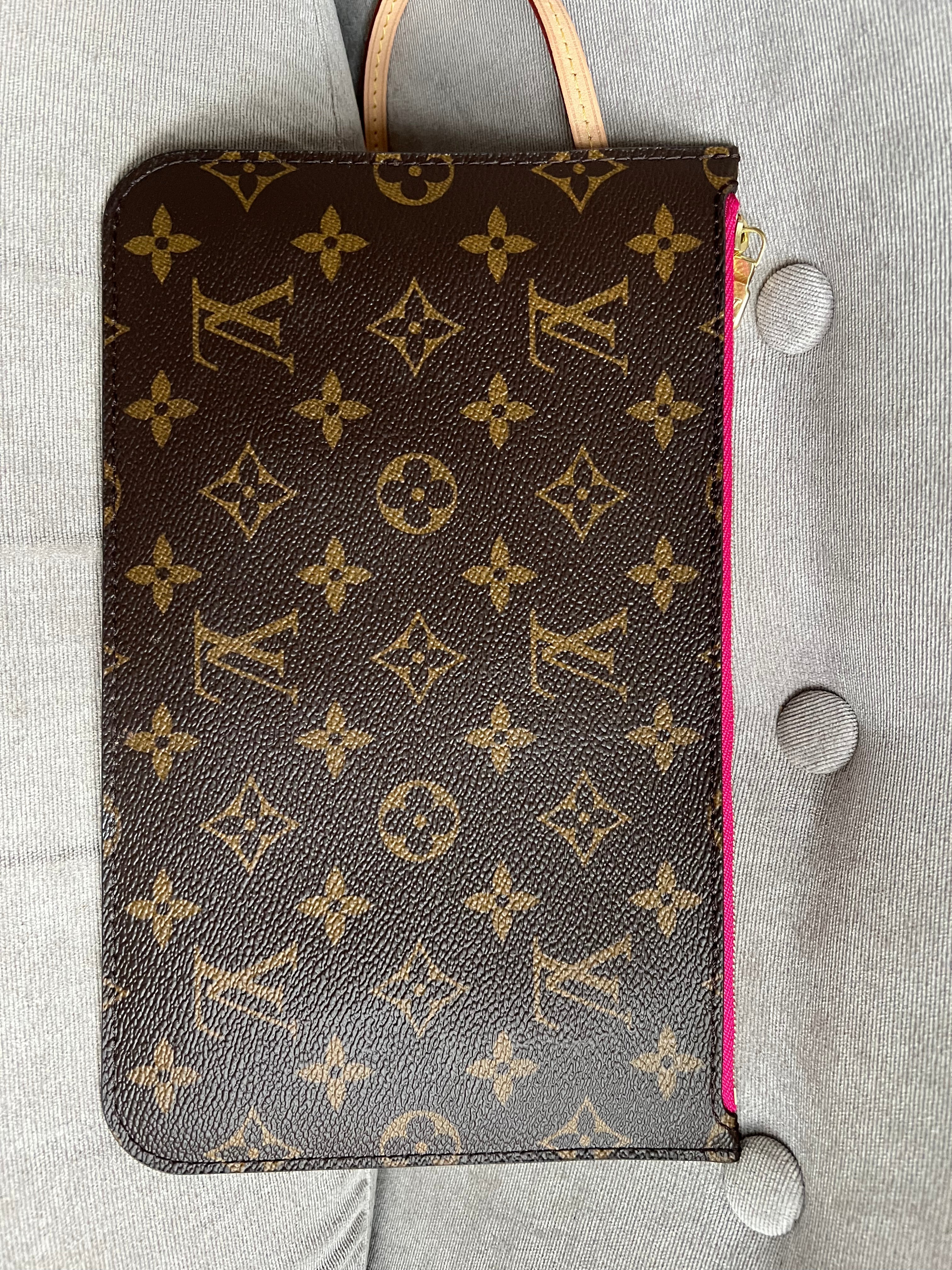 Louis Vuitton Pouch (from Neverfull MM) in Monogram