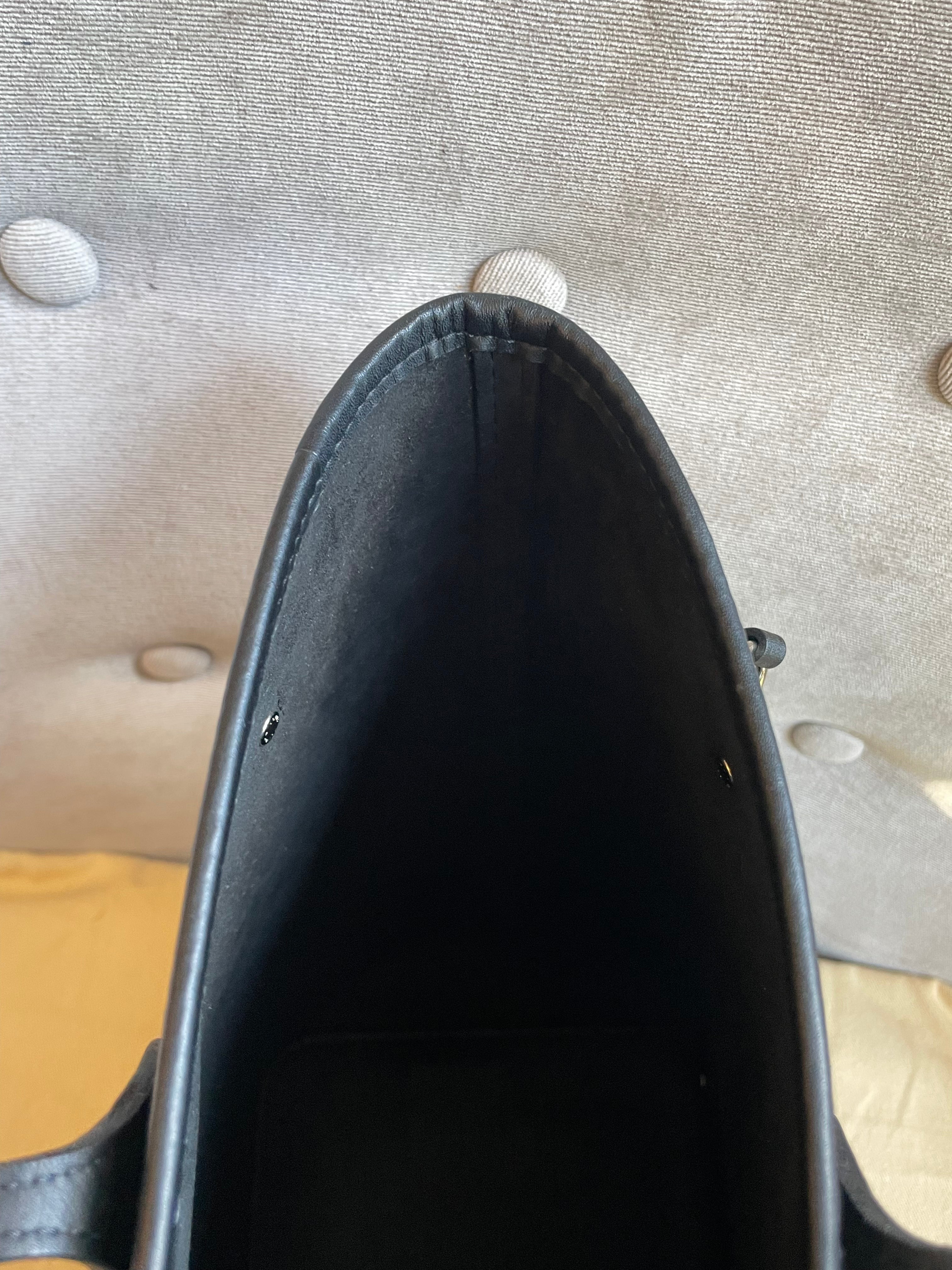 Louis Vuitton Neverfull MM Black Epi Leather (RRP £1,740)