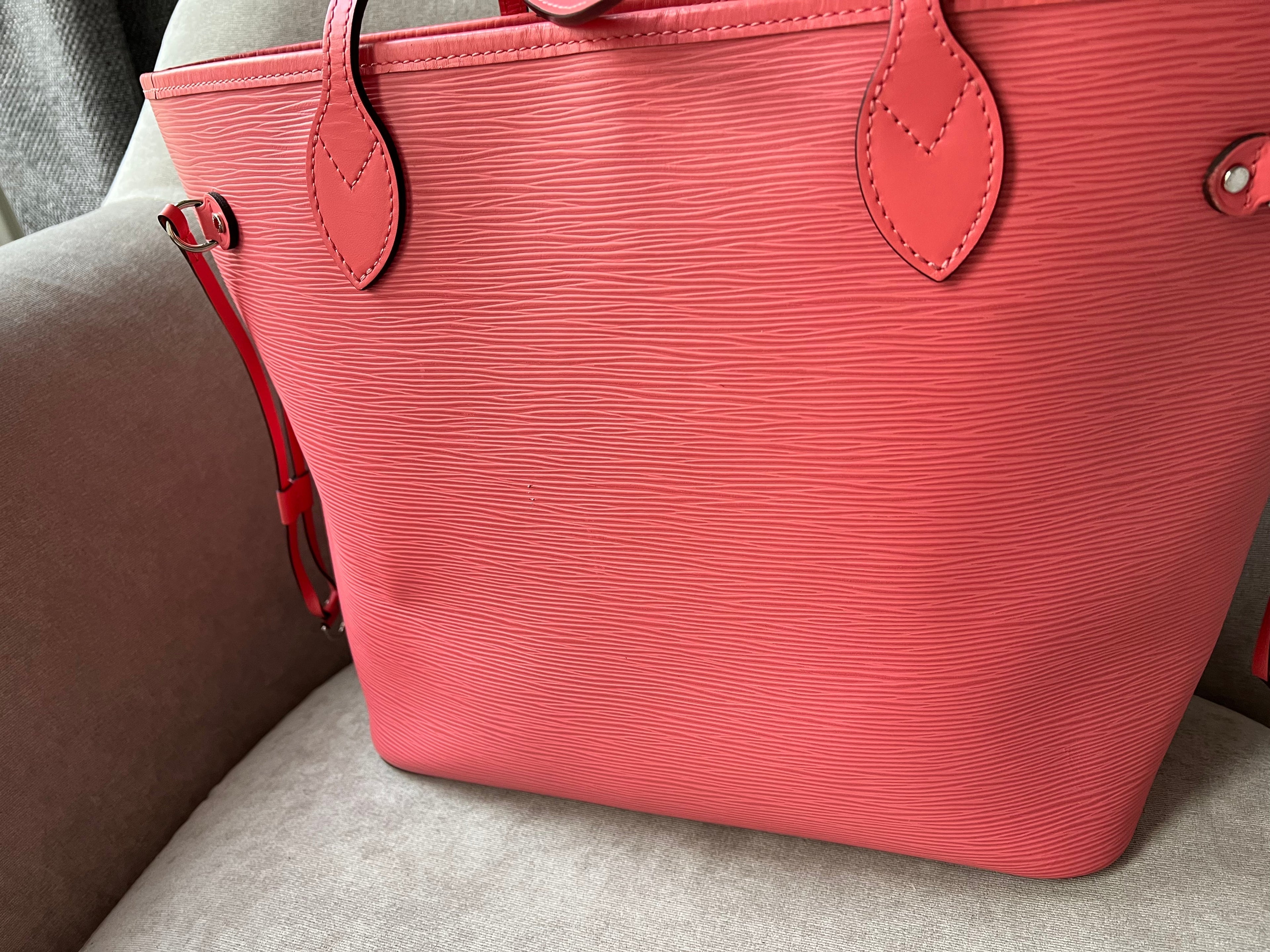 Louis Vuitton Neverfull MM Coral Epi Leather (RRP £1,740)