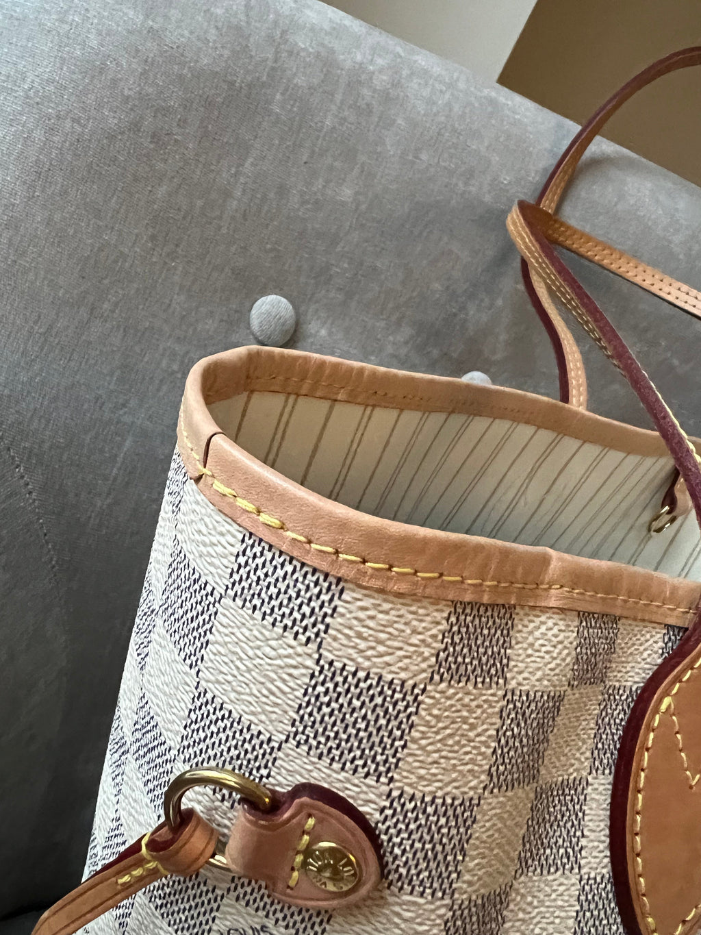 Louis Vuitton Neverfull MM  Damier Azur (RRP £1,410)