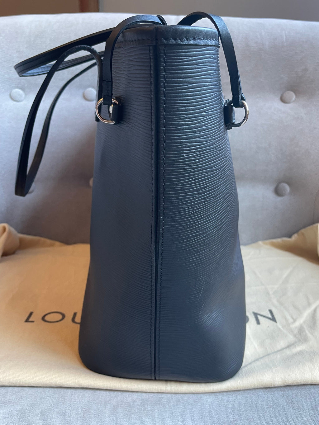 Louis Vuitton Neverfull MM Black Epi Leather (RRP £1,740)