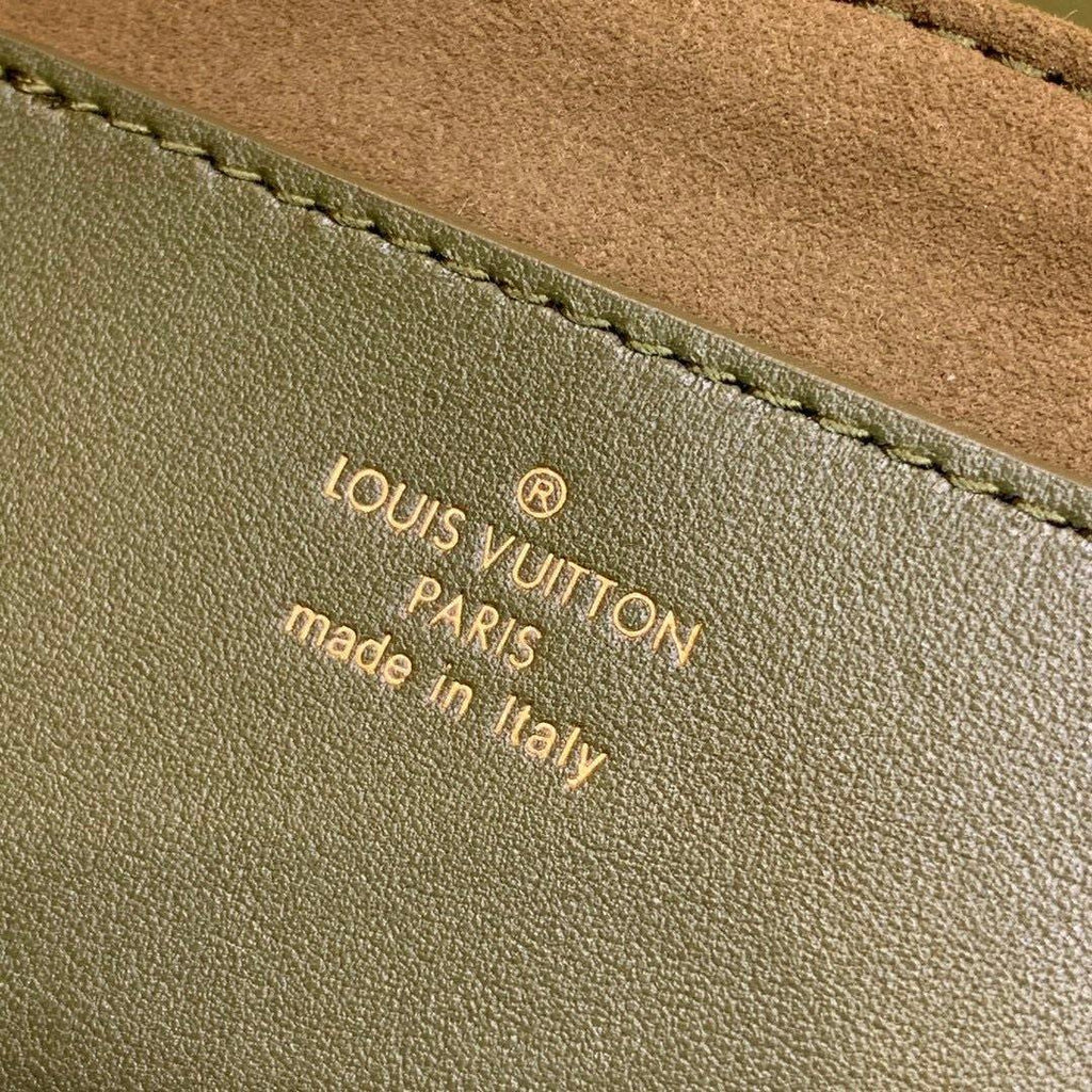 Louis Vuitton New Wave Multi Pochette Bag