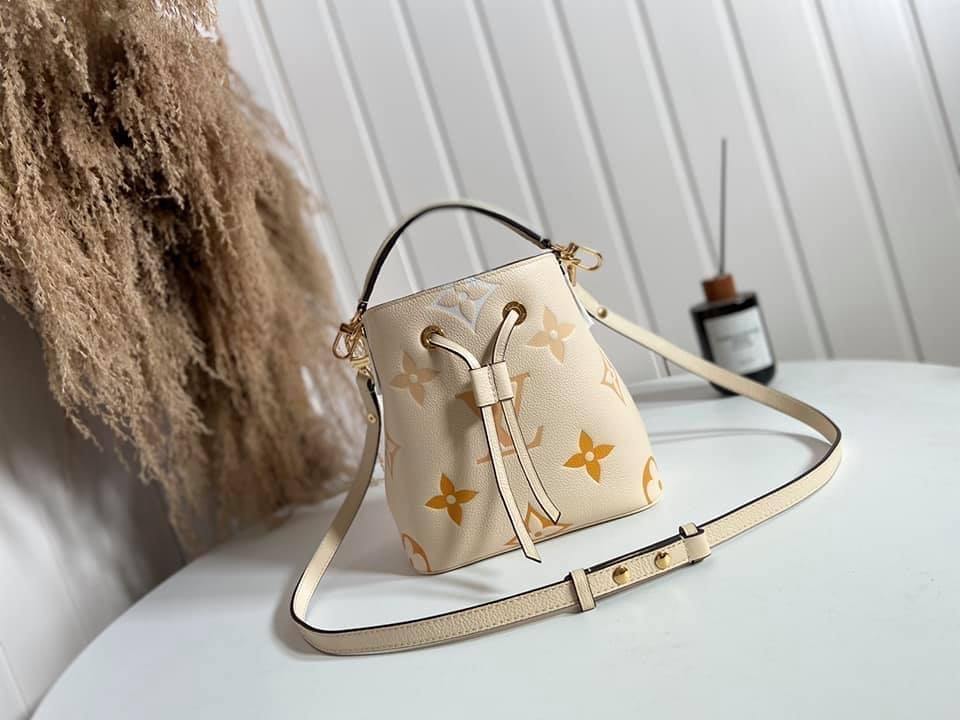 Louis Vuitton NeoNoe BB Bag