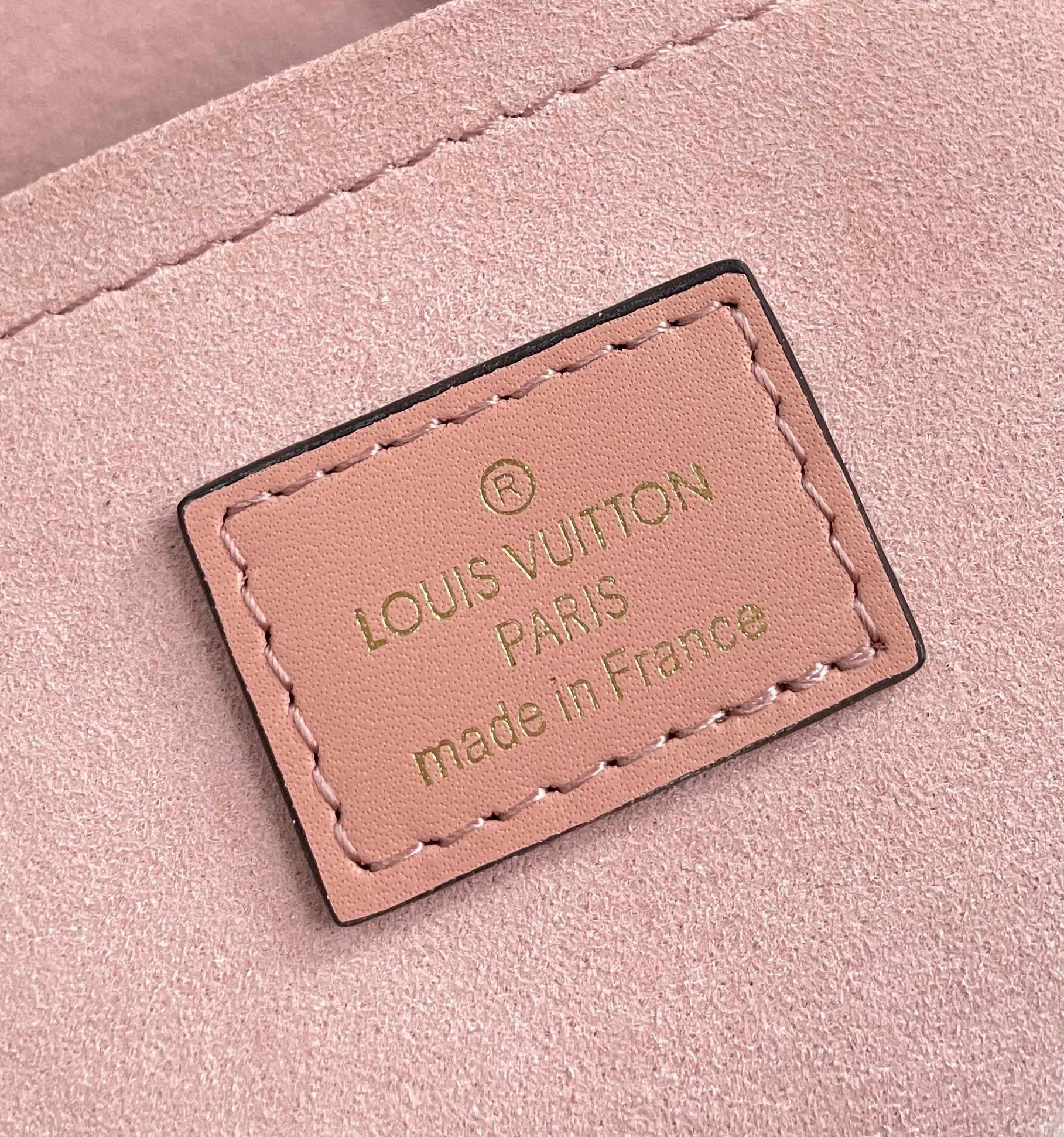 Louis Vuitton Locky BB Bag