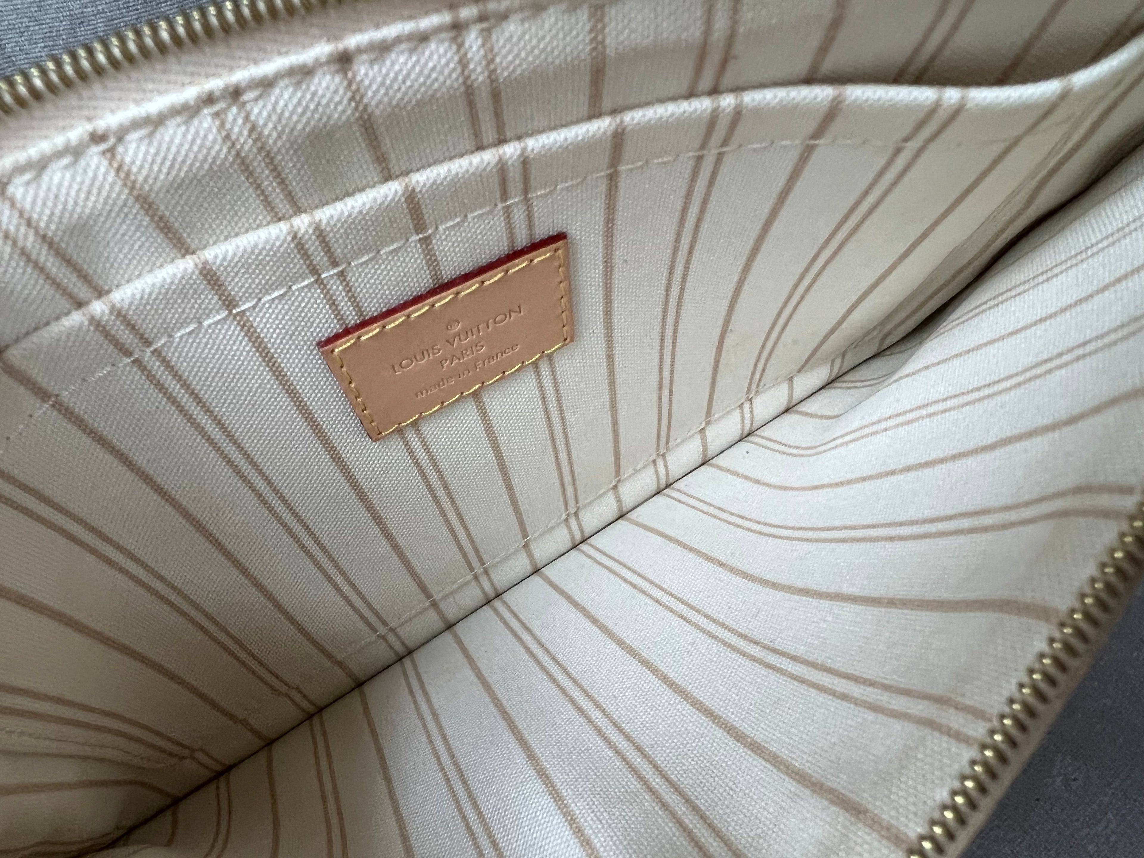 Louis Vuitton Pouch (from Neverfull MM) in Damier Azur