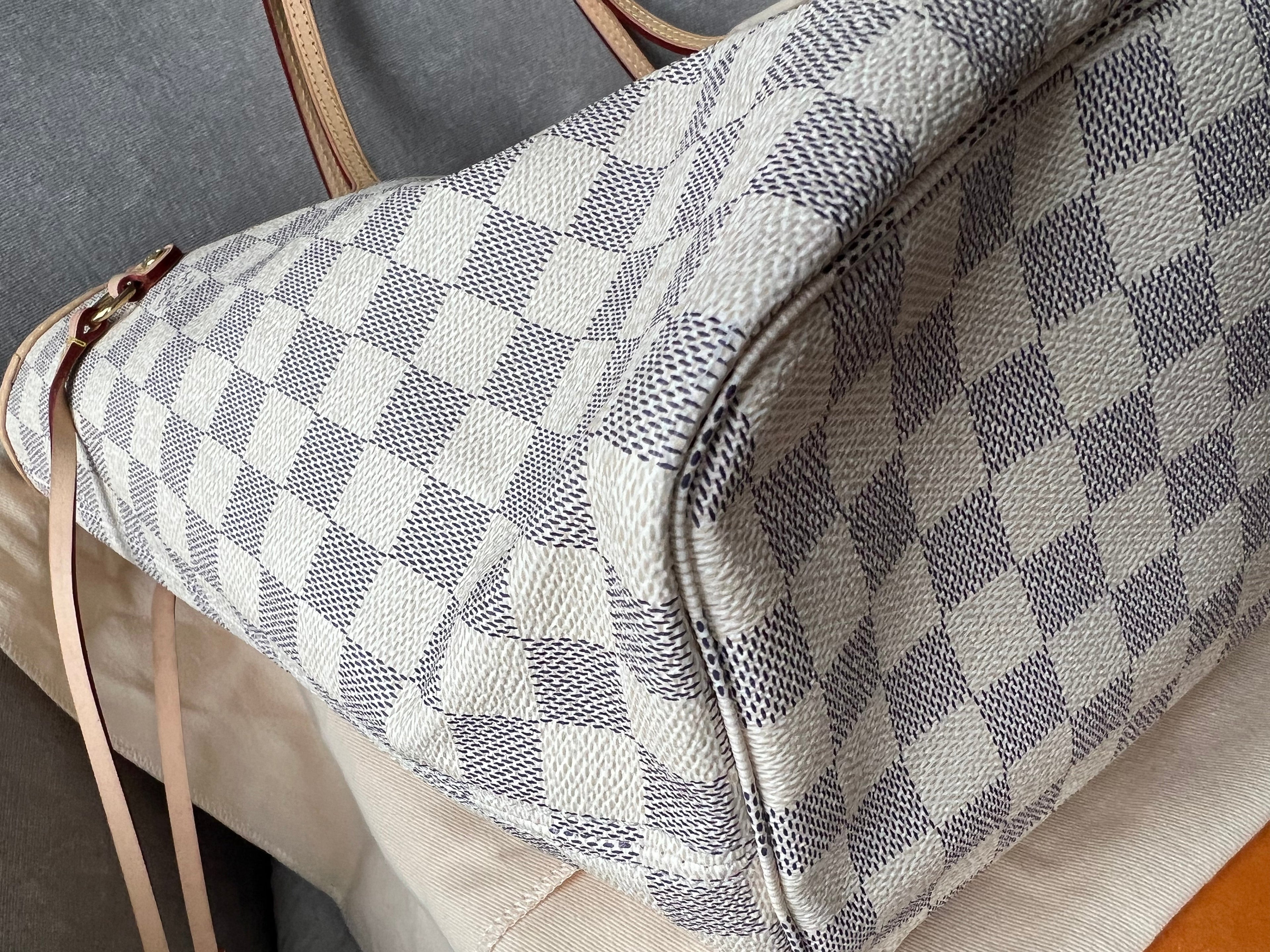 Louis Vuitton Neverfull MM  Damier Azur (RRP £1,410)
