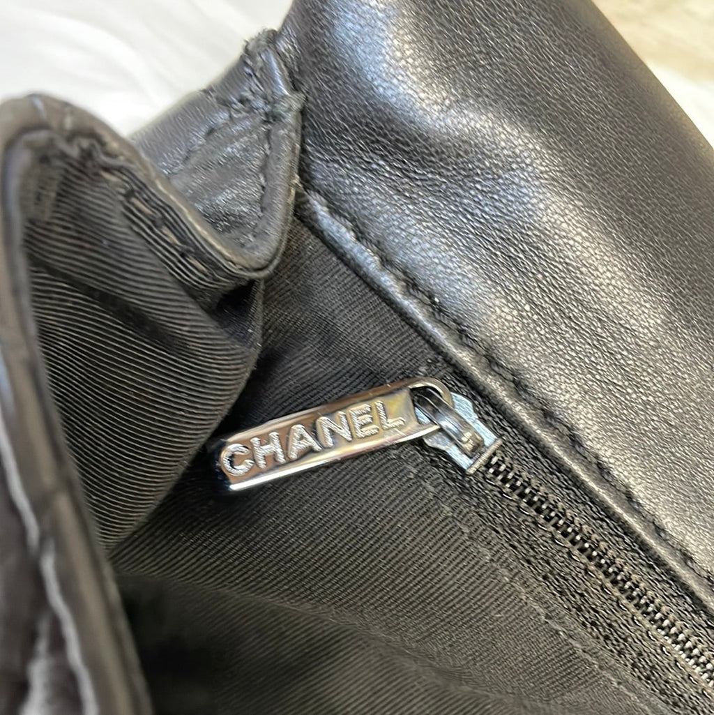 Clutch Luxury Designer By Chanel  Size: Medium
