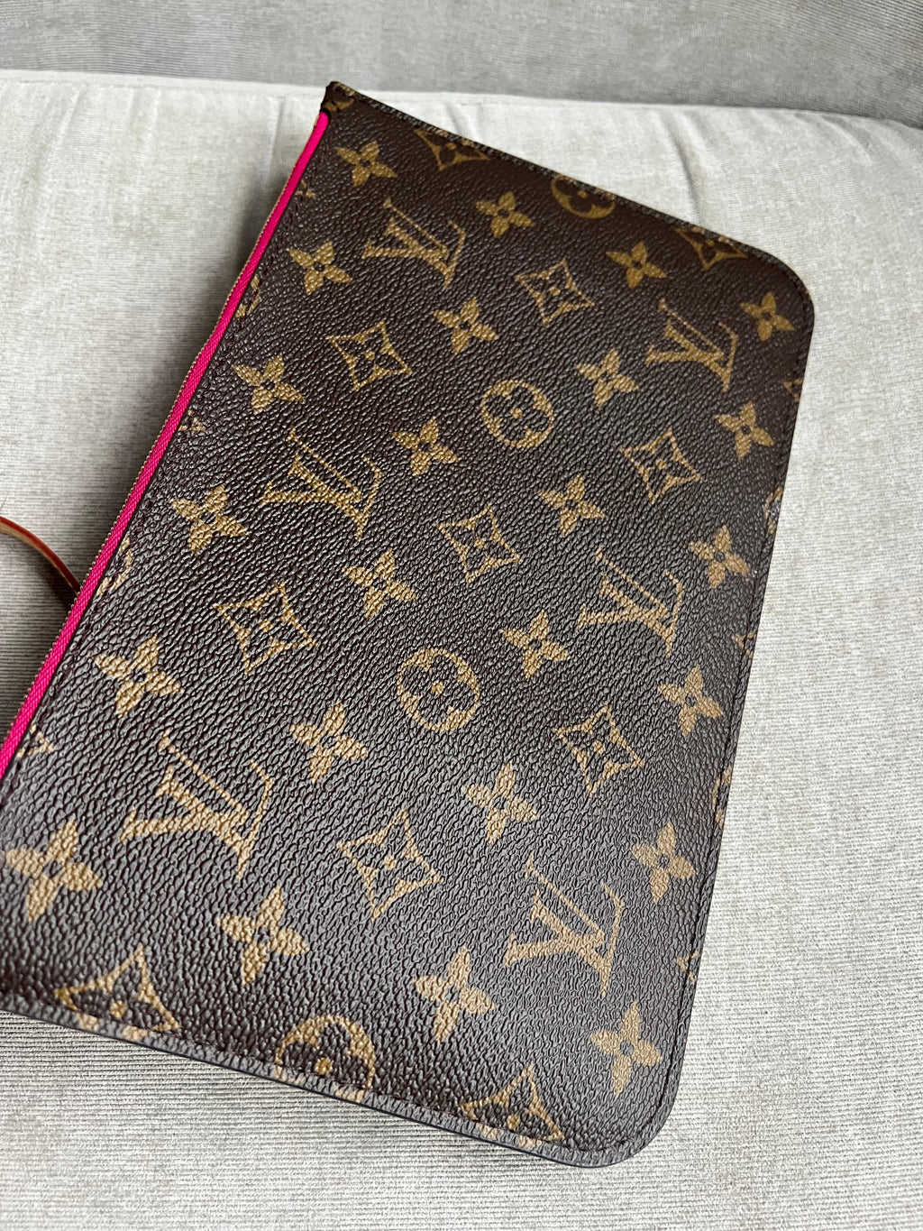 Louis Vuitton Pouch (from Neverfull MM) in Monogram