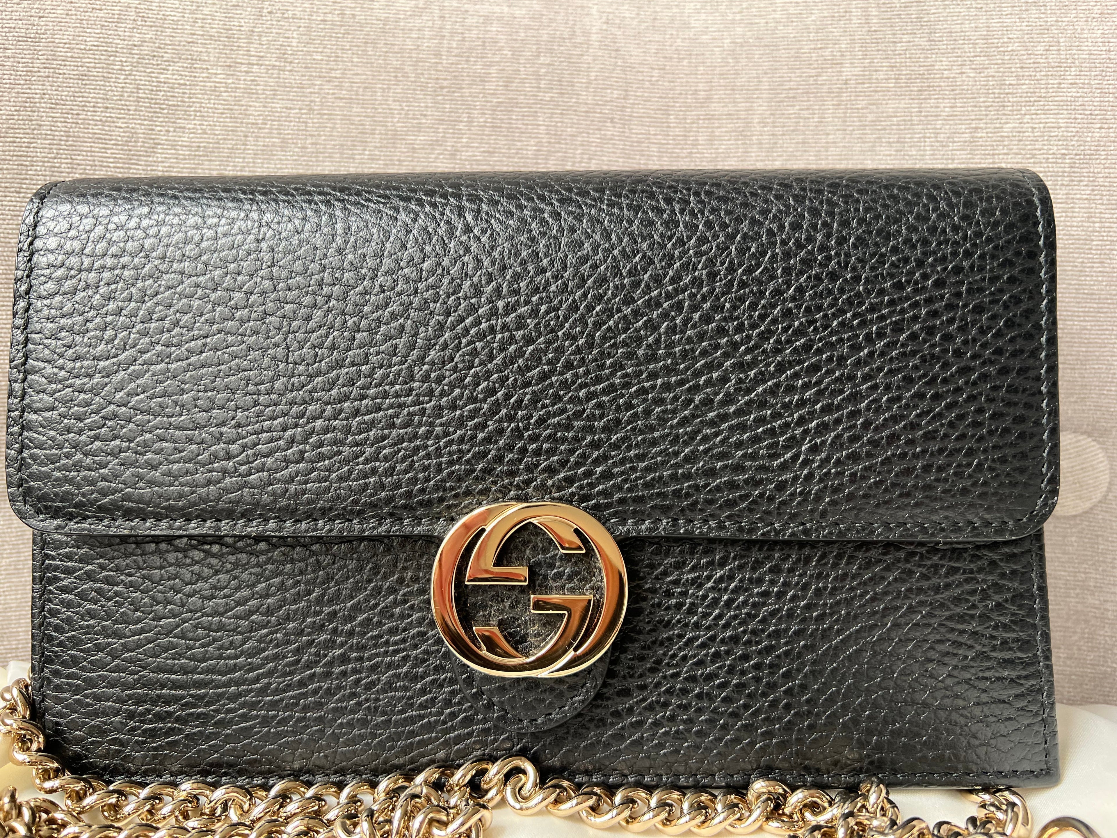 Gucci Black Interlocking Chain Wallet