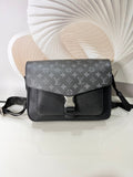 Louis Vuitton Messengerama Bag