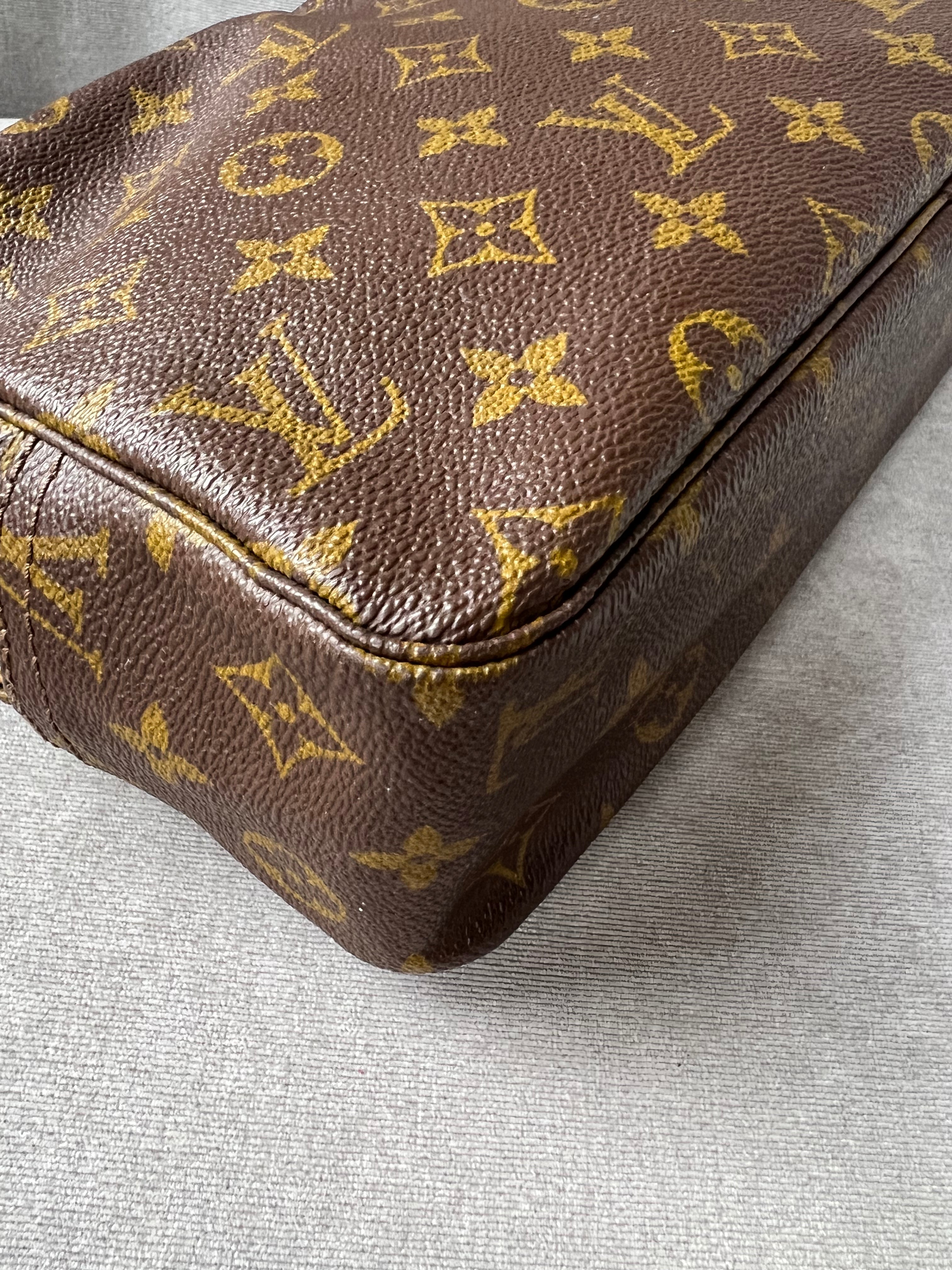 Louis Vuitton Vintage Trousse 28 Monogram