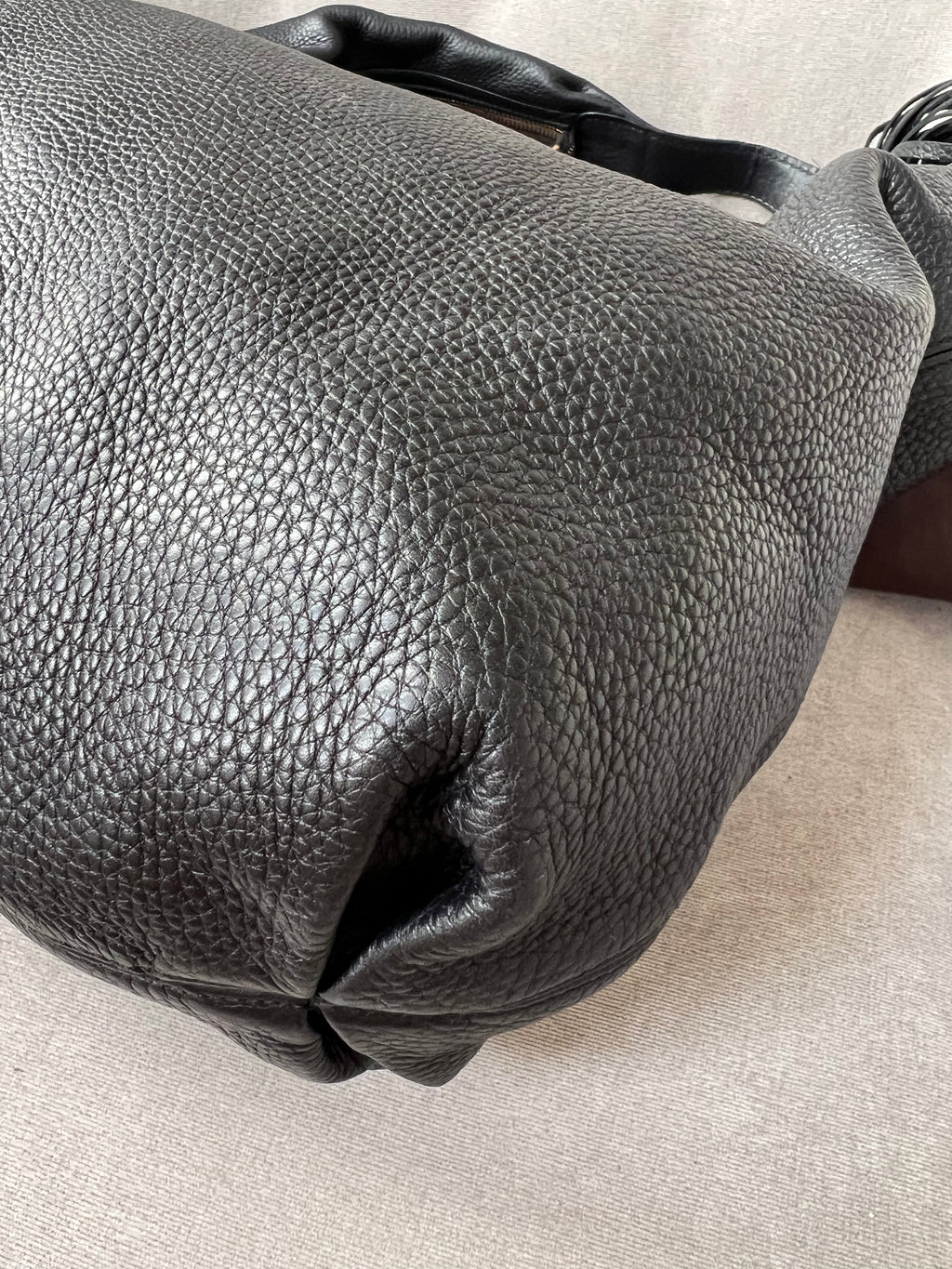 Gucci Soho Large Hobo in Black Pebbled Calfskin