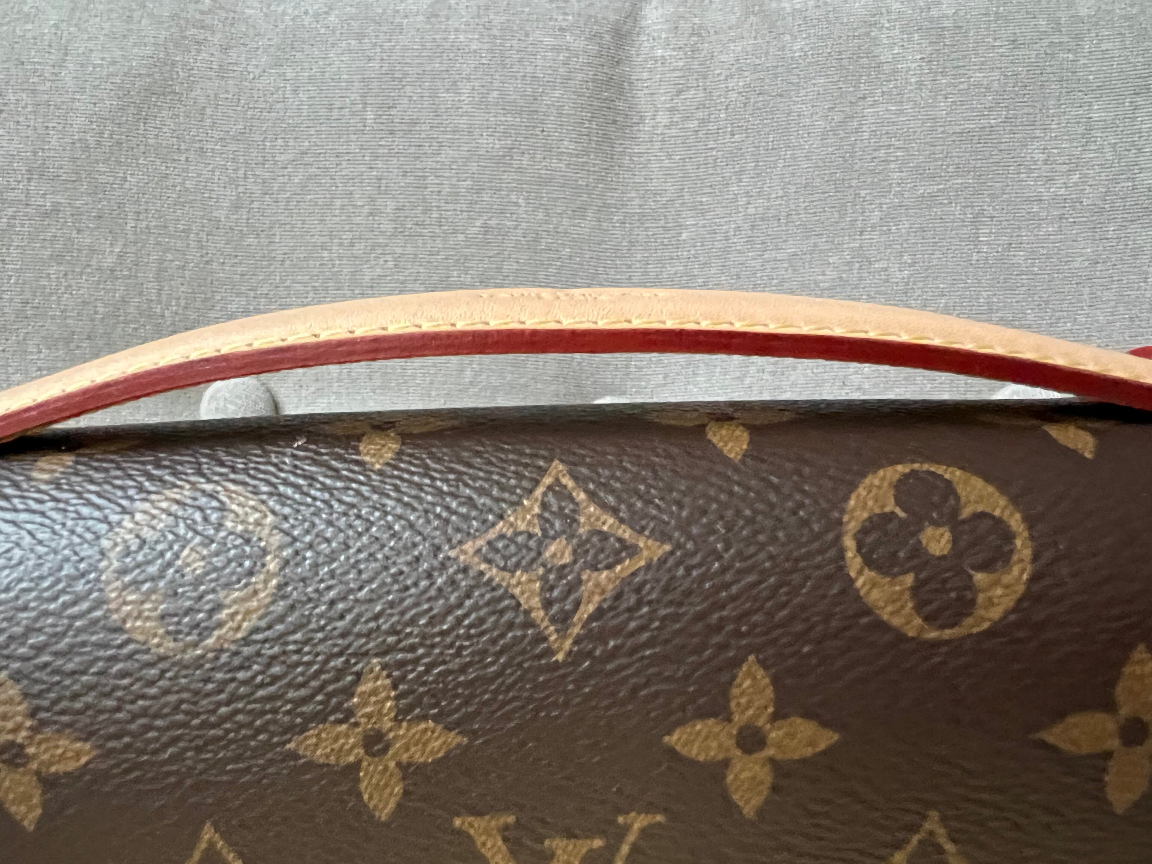Louis Vuitton Pochette Metis Monogram (RRP £1,830)