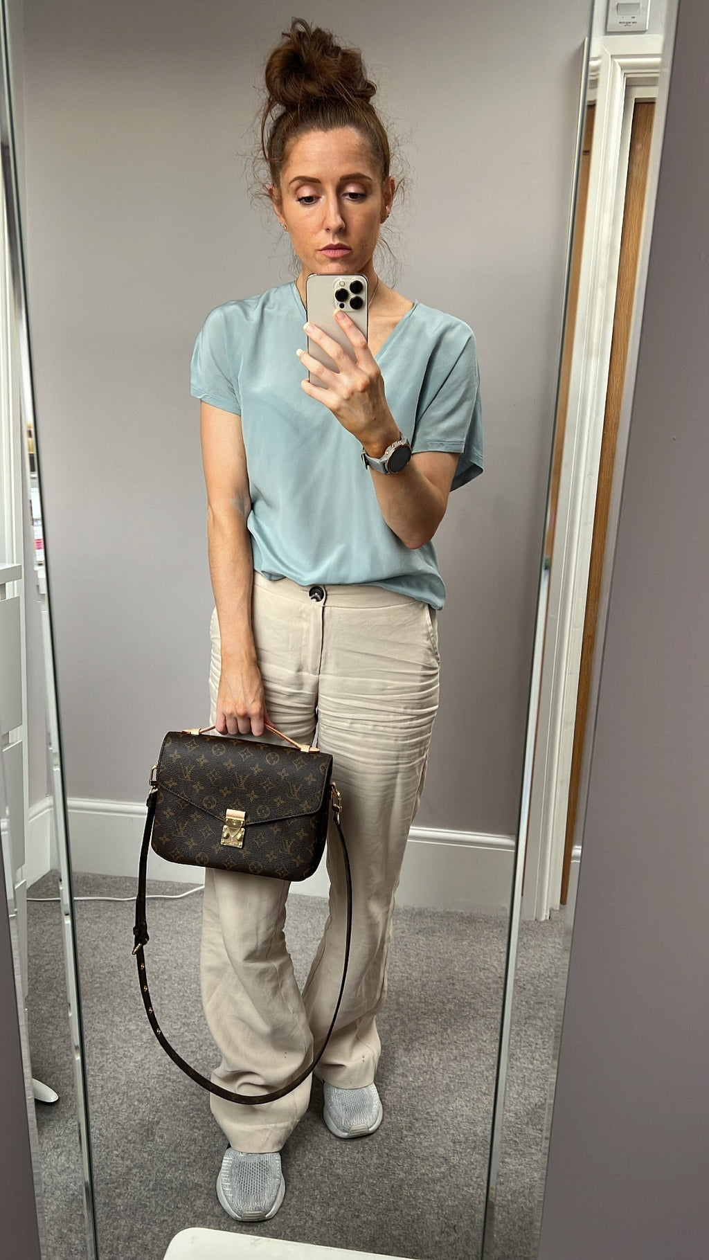 Louis Vuitton Pochette Metis Monogram (RRP £1,830)