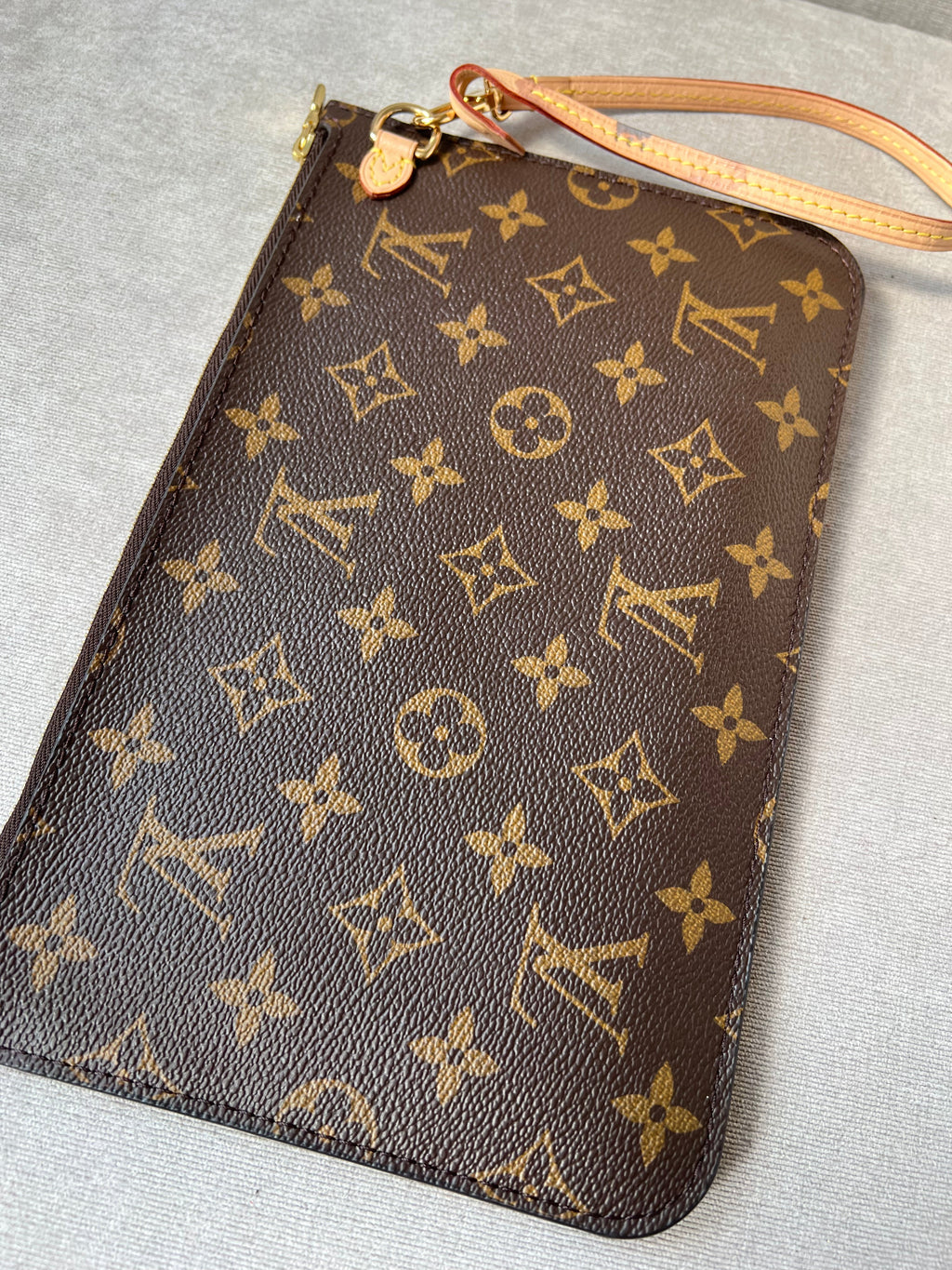 Louis Vuitton Pouch (from Neverfull MM) in Monogram