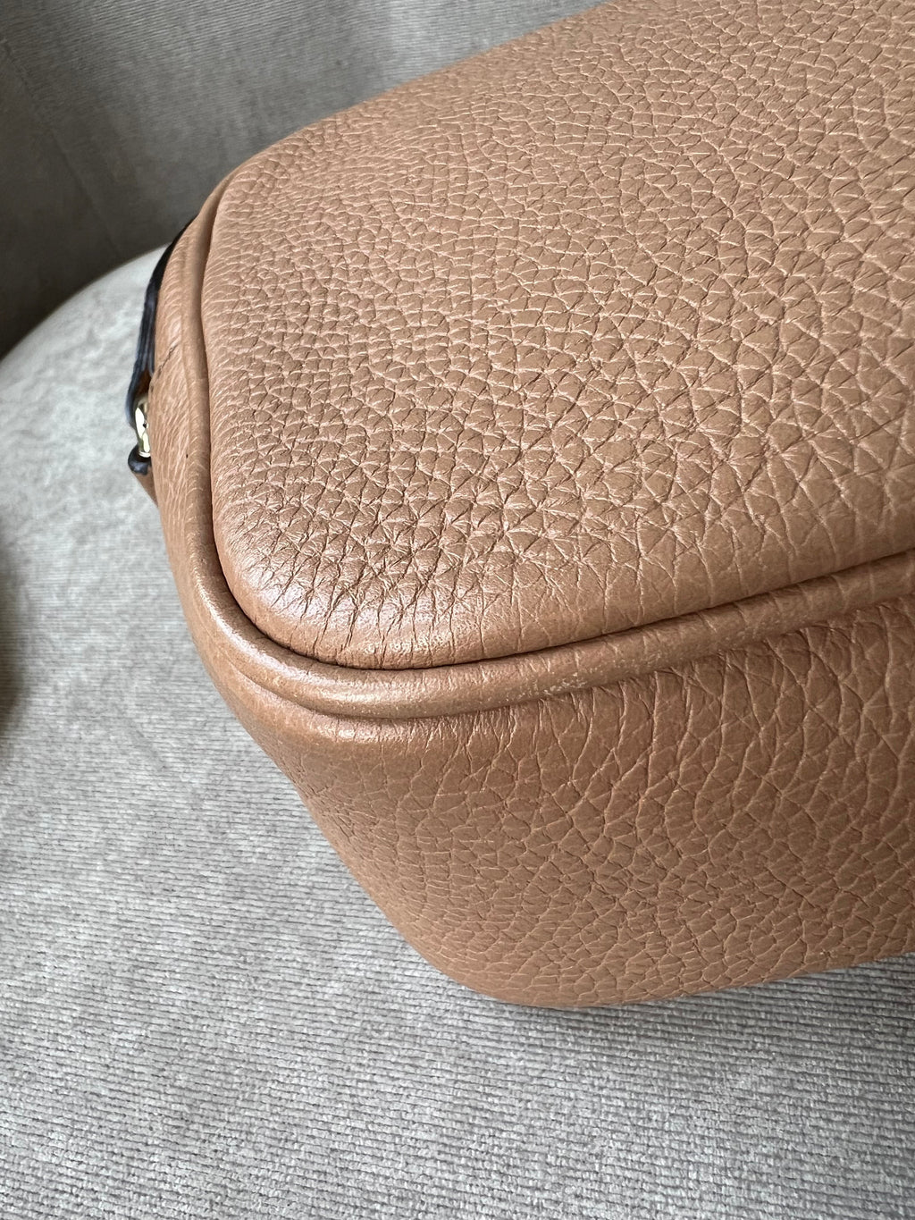 Gucci Rose Beige Soho Disco