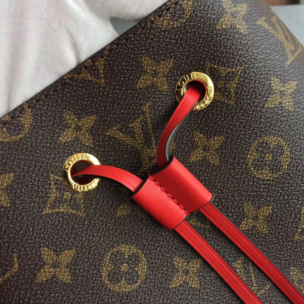 Louis Vuitton NeoNoe MM Bag
