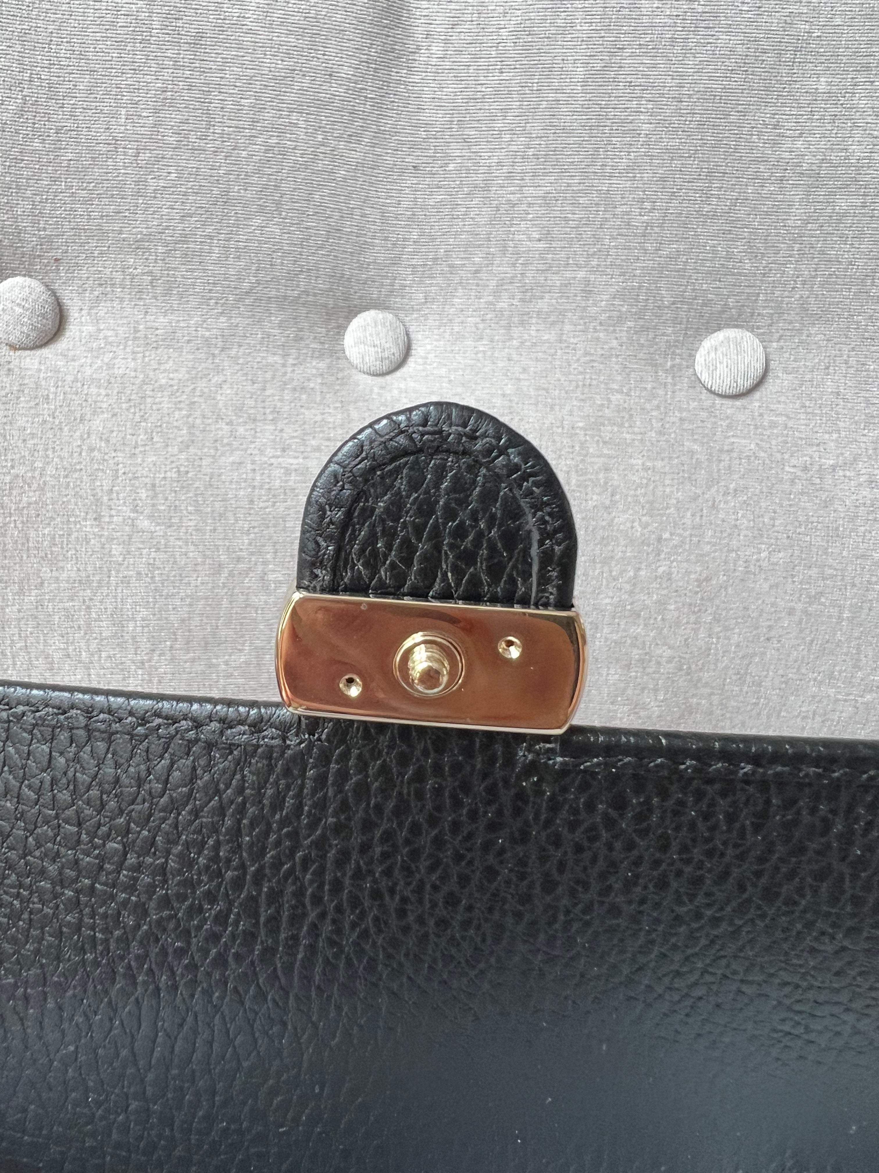 Gucci Black Interlocking Chain Wallet