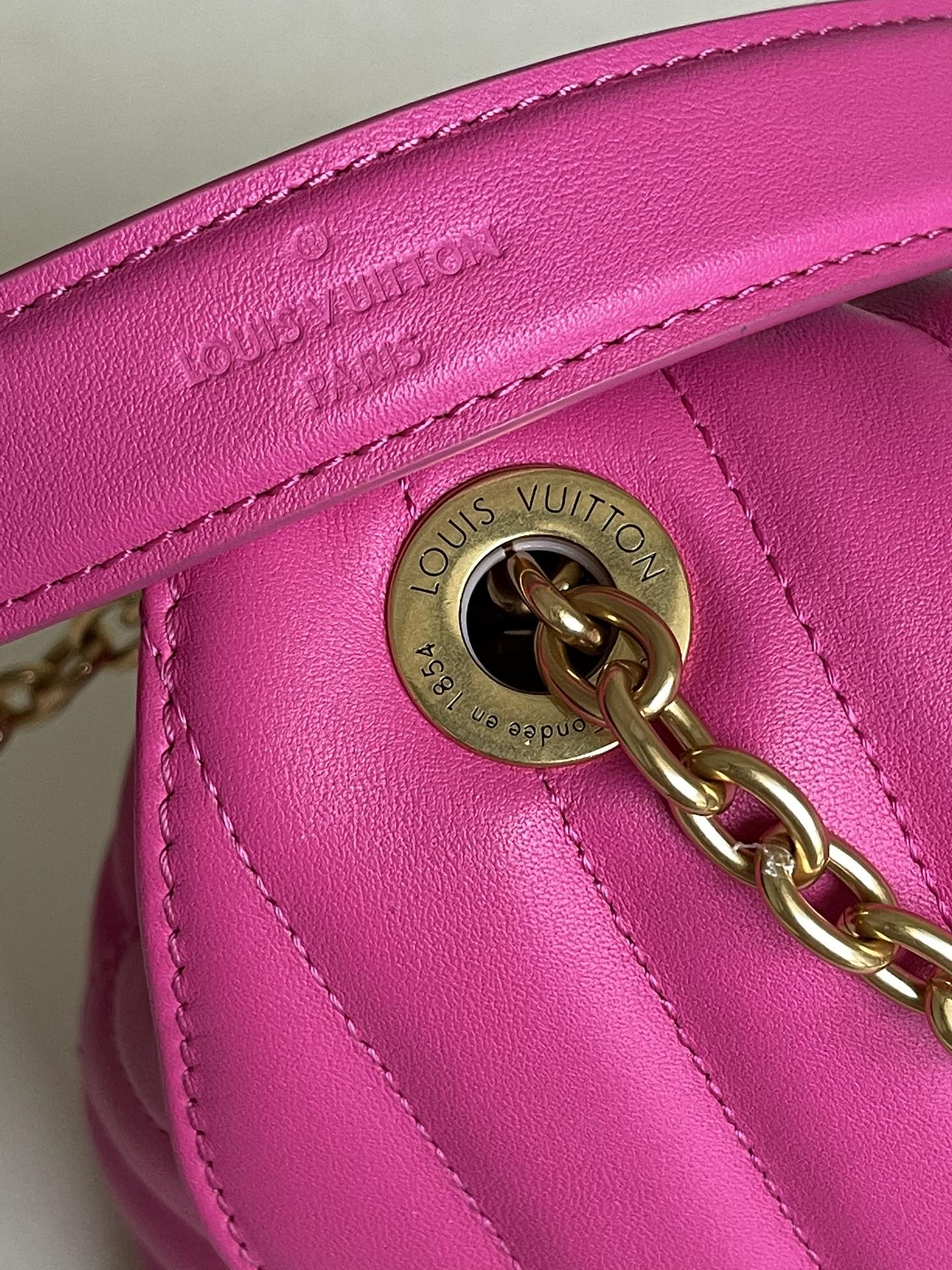 Louis Vuitton New Wave Chain Bag
