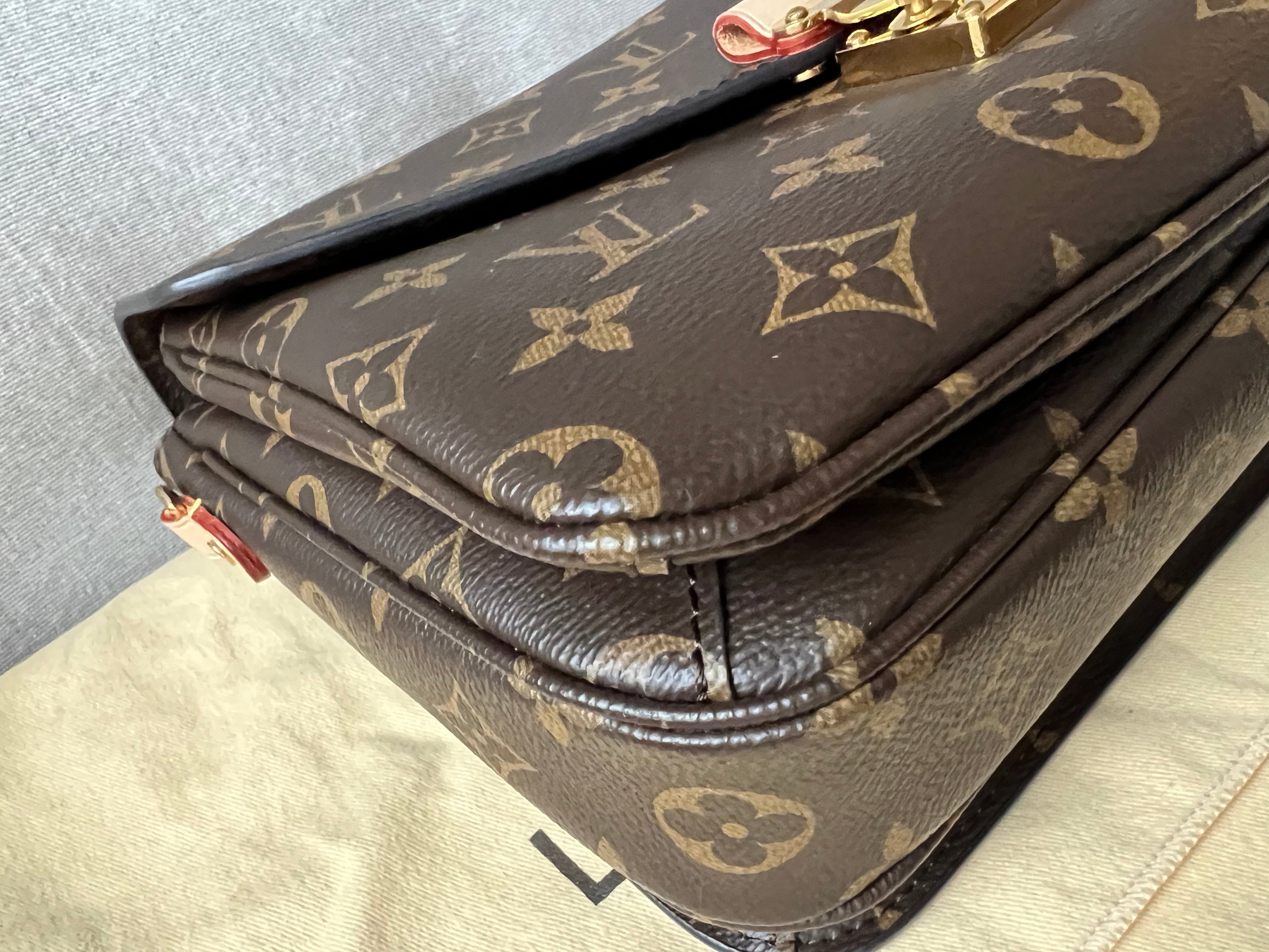 Louis Vuitton Pochette Metis Monogram (RRP £1,830)
