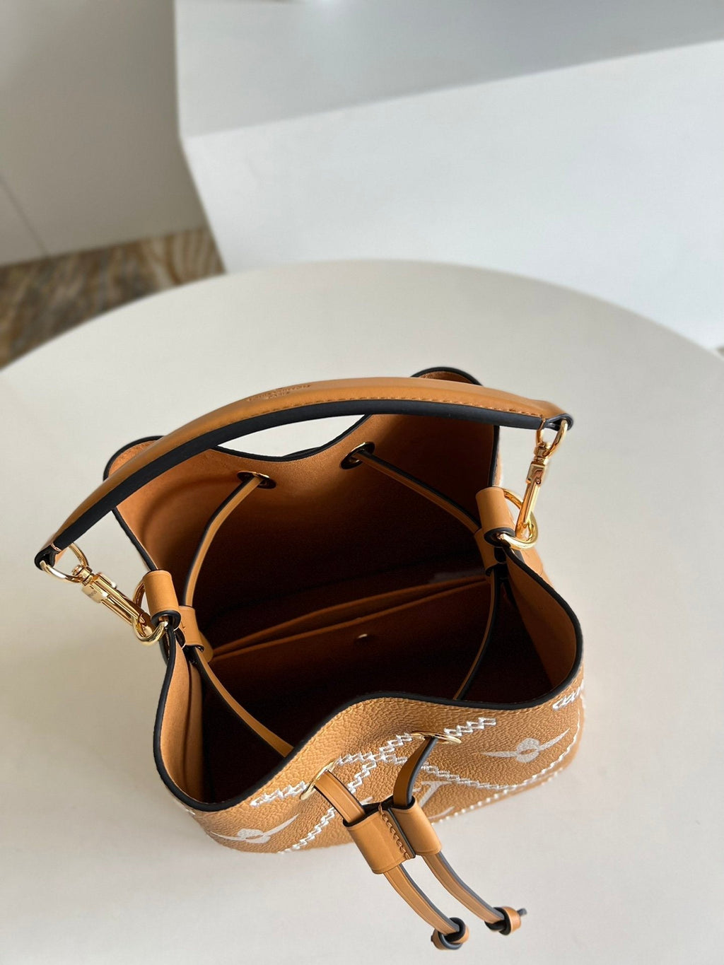 Louis Vuitton NeoNoe MM Bag