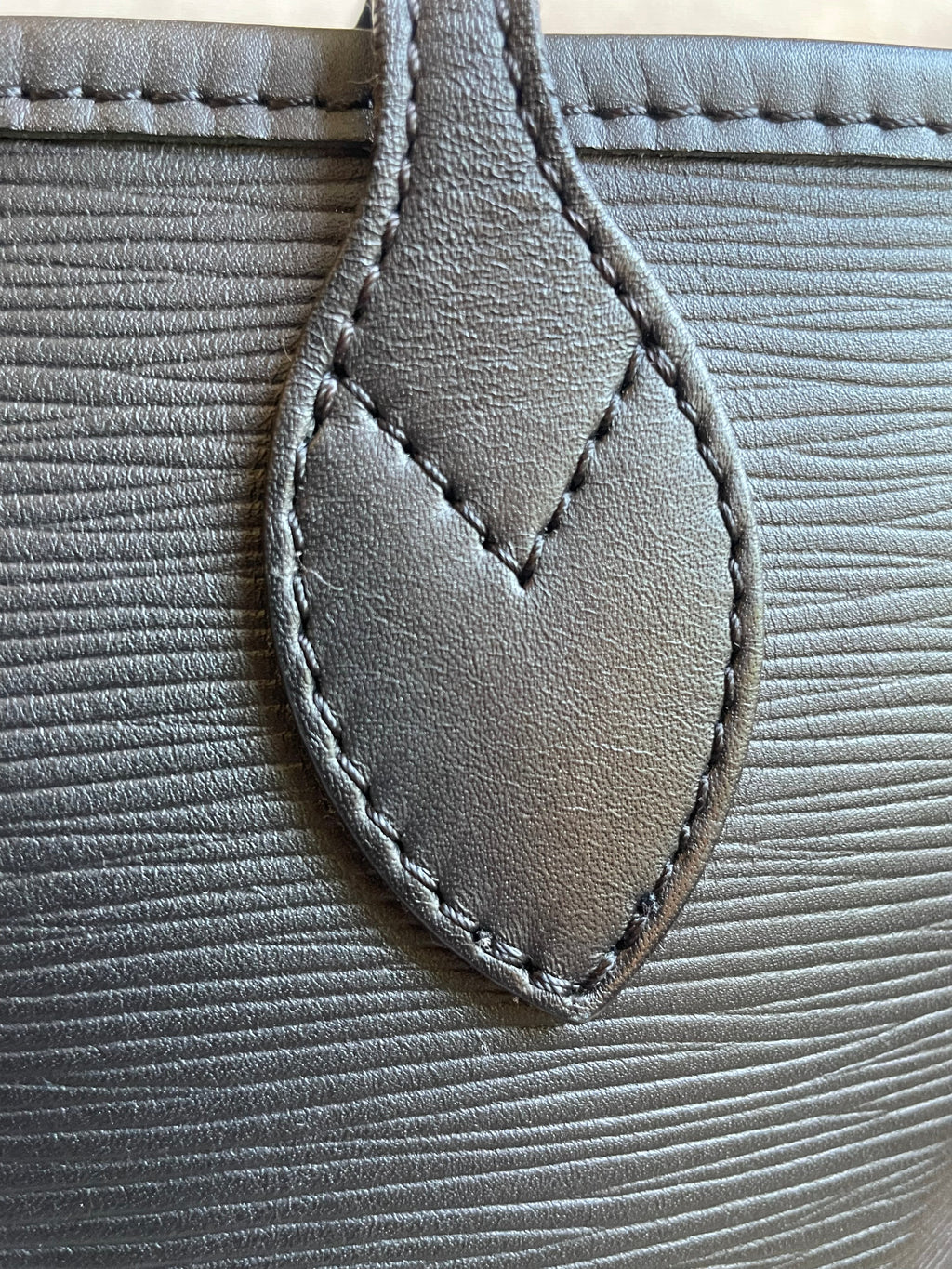 Louis Vuitton Neverfull MM Black Epi Leather (RRP £1,740)